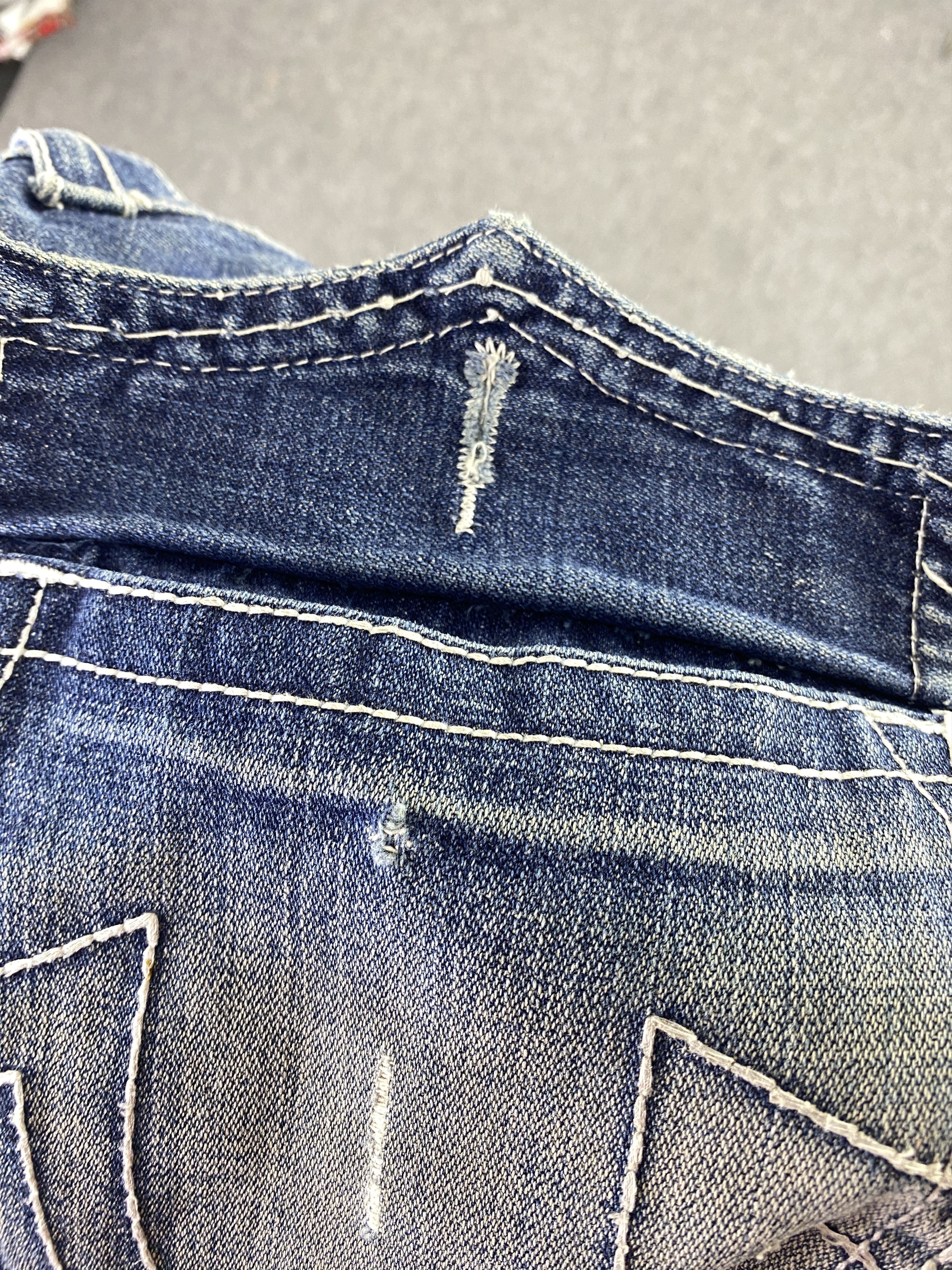 True Religion Vintage True Religion Blue Faded Jeans DP2878 Size US 34 / EU 50 - 18 Thumbnail