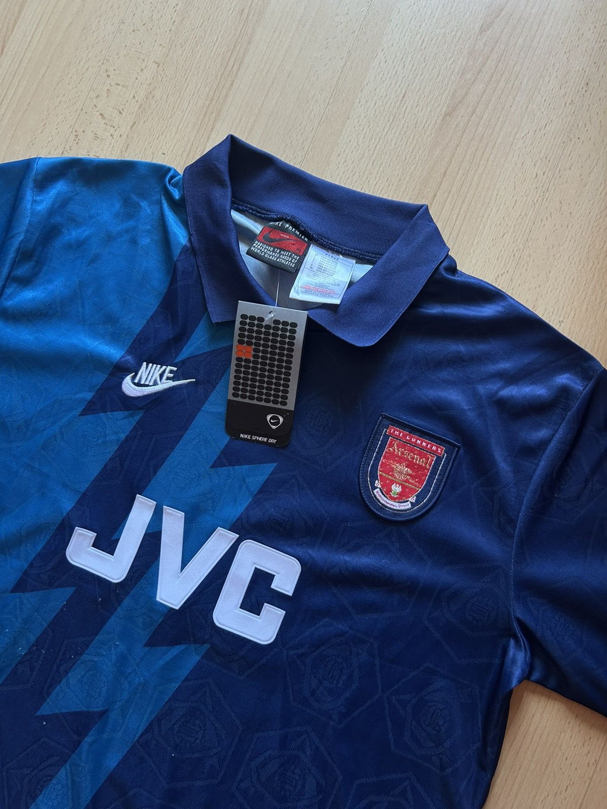 Nike Nike arsenal Size US XL / EU 56 / 4 - 2 Thumbnail