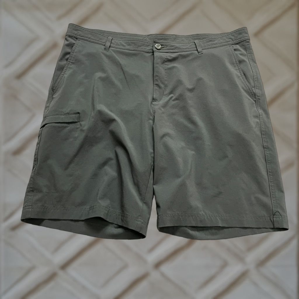 Vintage Columbia PFG Chino Cargo Shorts Mens 42x10 Gray Stretch Active Outdoor Fishing Size US 40 / EU 56 - 1 Thumbnail