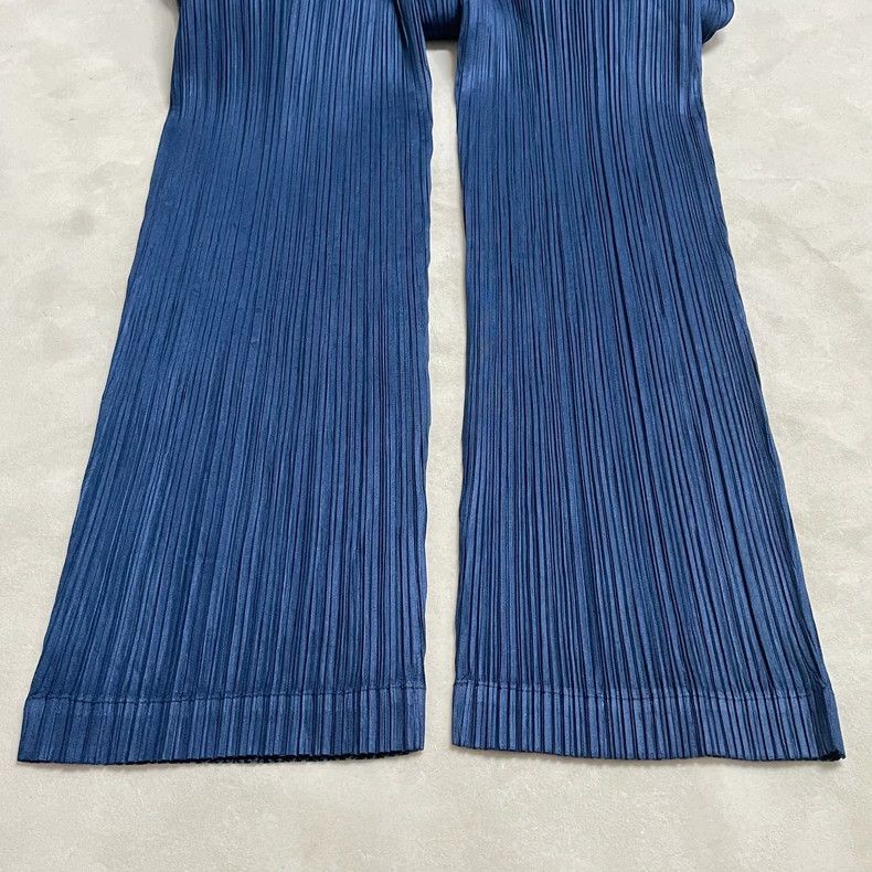 Issey Miyake Issey Miyake size:4 Blue pleated trousers Size 23" - 5 Thumbnail