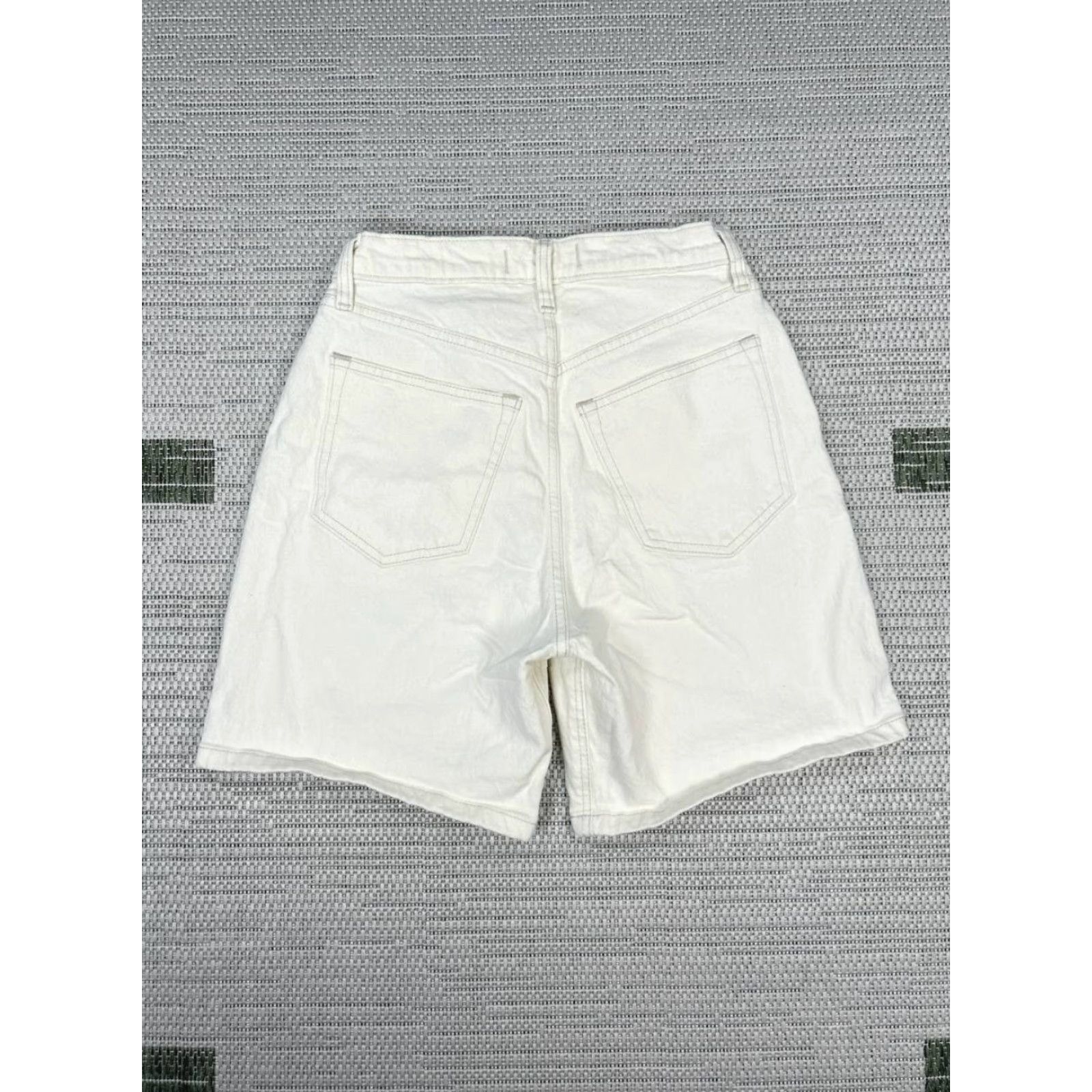 Abercrombie & Fitch Abercrombie & Fitch The 7 Inch Dad Shorts Womens 2 Beige Cotton Curve Love Size 26" / US 2 / IT 38 - 2 Thumbnail