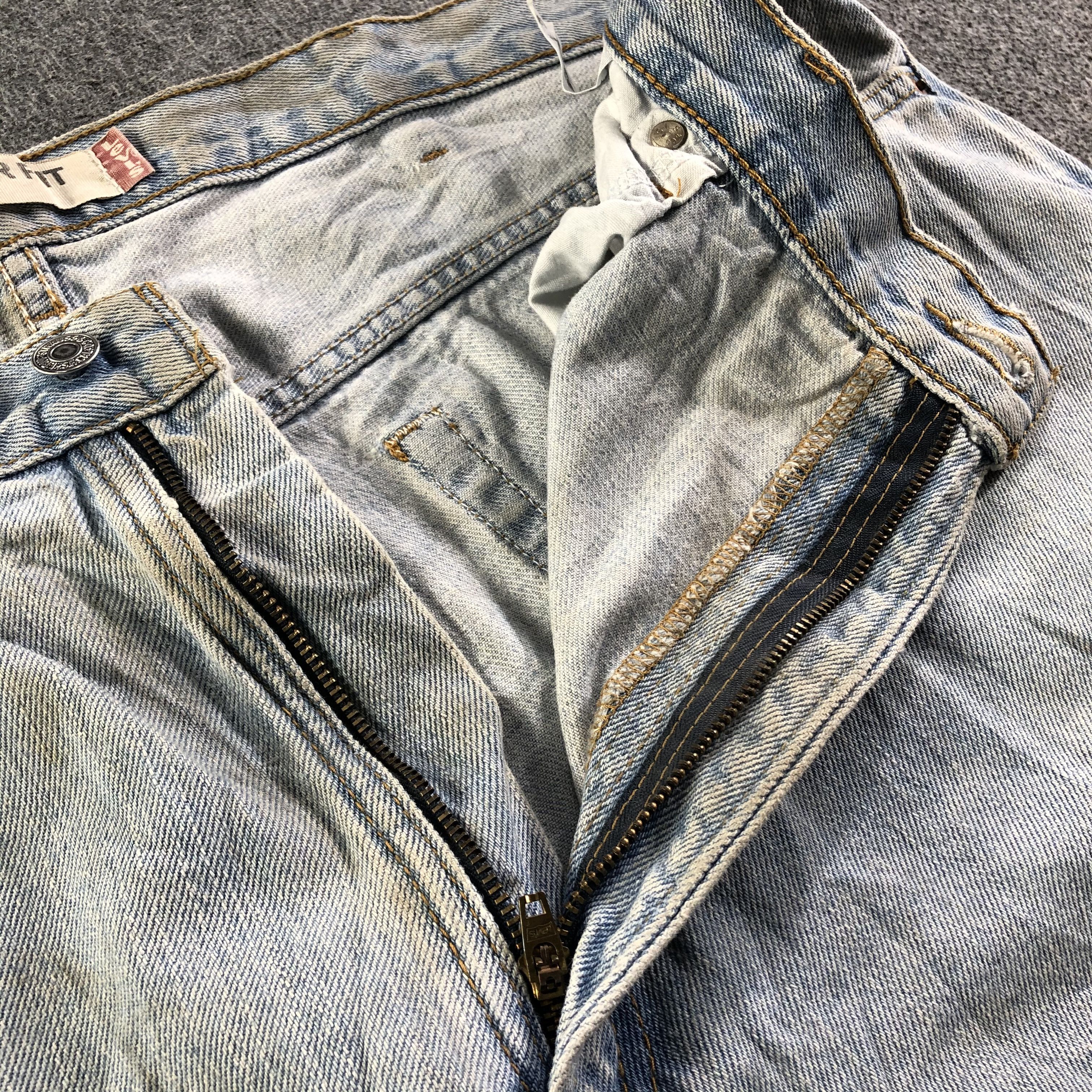 Levi's Vintage Light Wash Levis 505 Jeans-J4135 Size US 40 / EU 56 - 8 Thumbnail