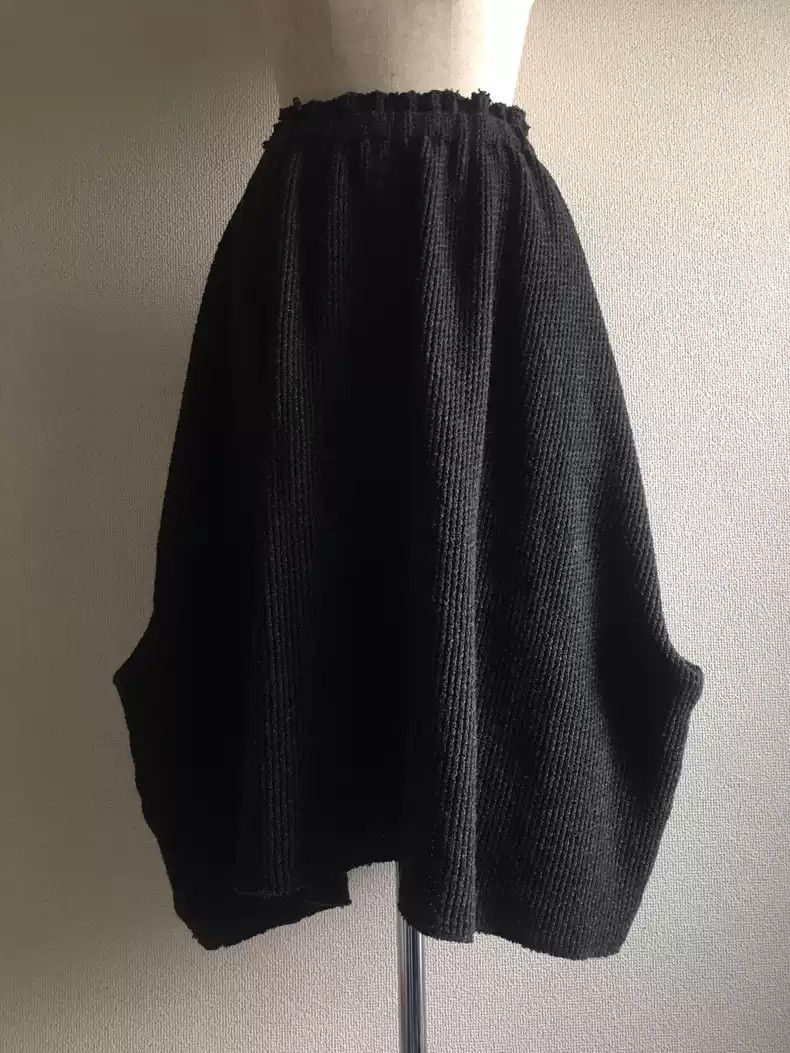 image of Comme Des Garcons Comme Des Garcon Fury Long Skirt in Black, Men's (Size 27)