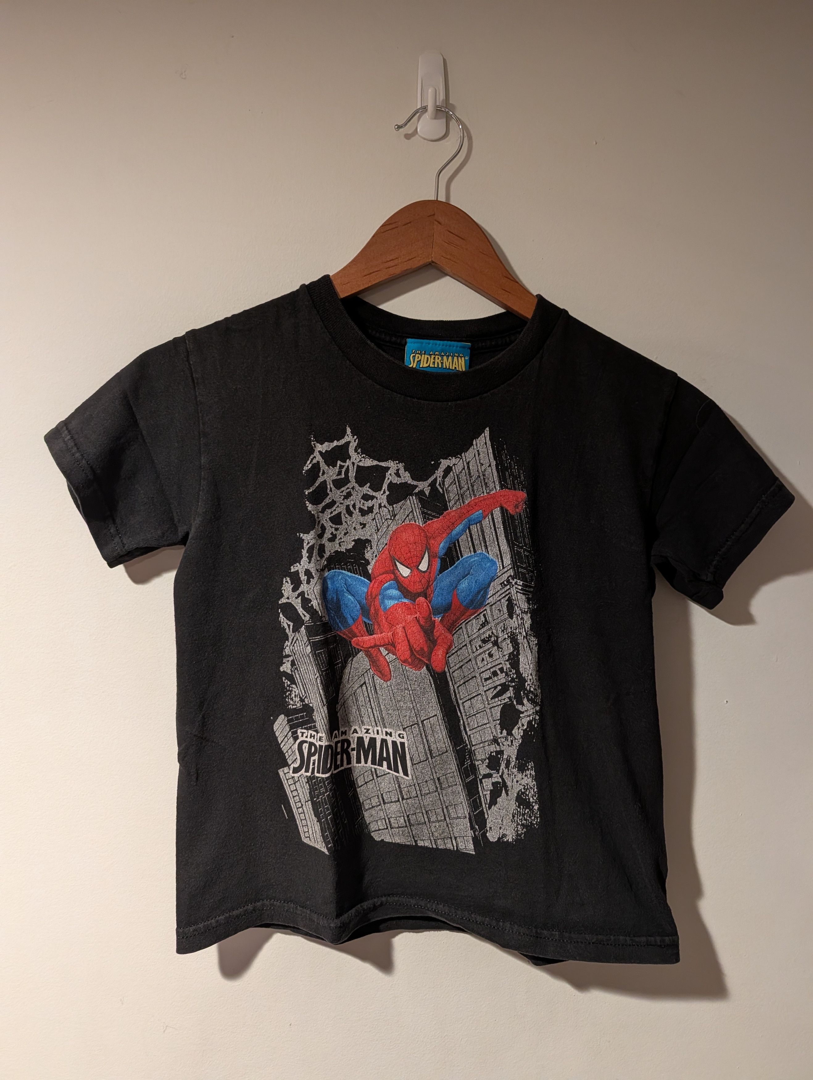 Marvel Comics Vintage Y2K Spider-Man Marvel Comics T Shirt Youth Med Size US M / EU 48-50 / 2 - 1 Thumbnail