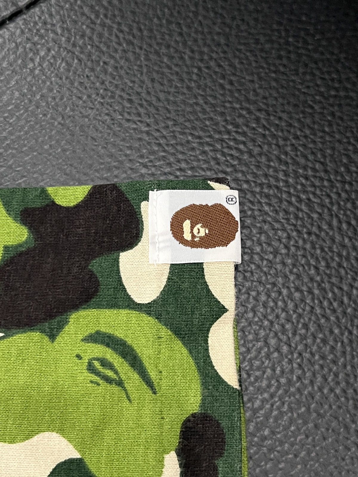 Bape A Bathing Ape 2008–2012 Green Camo Logo T-Shirt Size US M / EU 48-50 / 2 - 6 Thumbnail