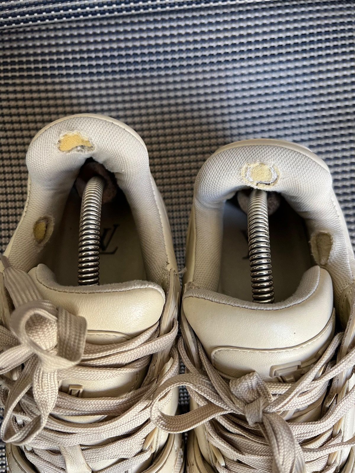 Louis Vuitton Louis Vuitton Trainer Size US 7 / EU 40 - 8 Thumbnail