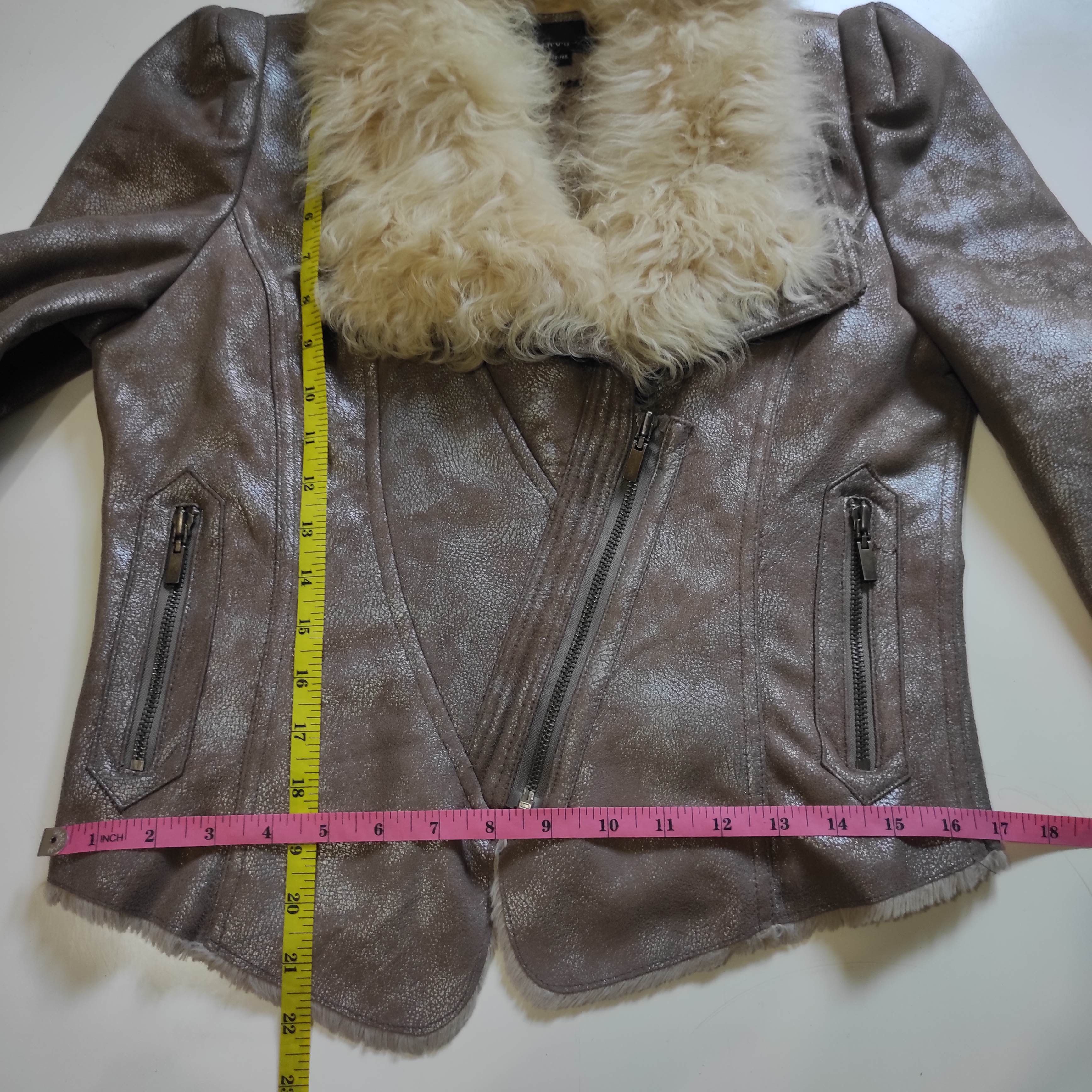 If Six Was Nine i.n.v.u Fur Jacket ifsixwasnine lgb Style Size S / US 4 / IT 40 - 19 Thumbnail