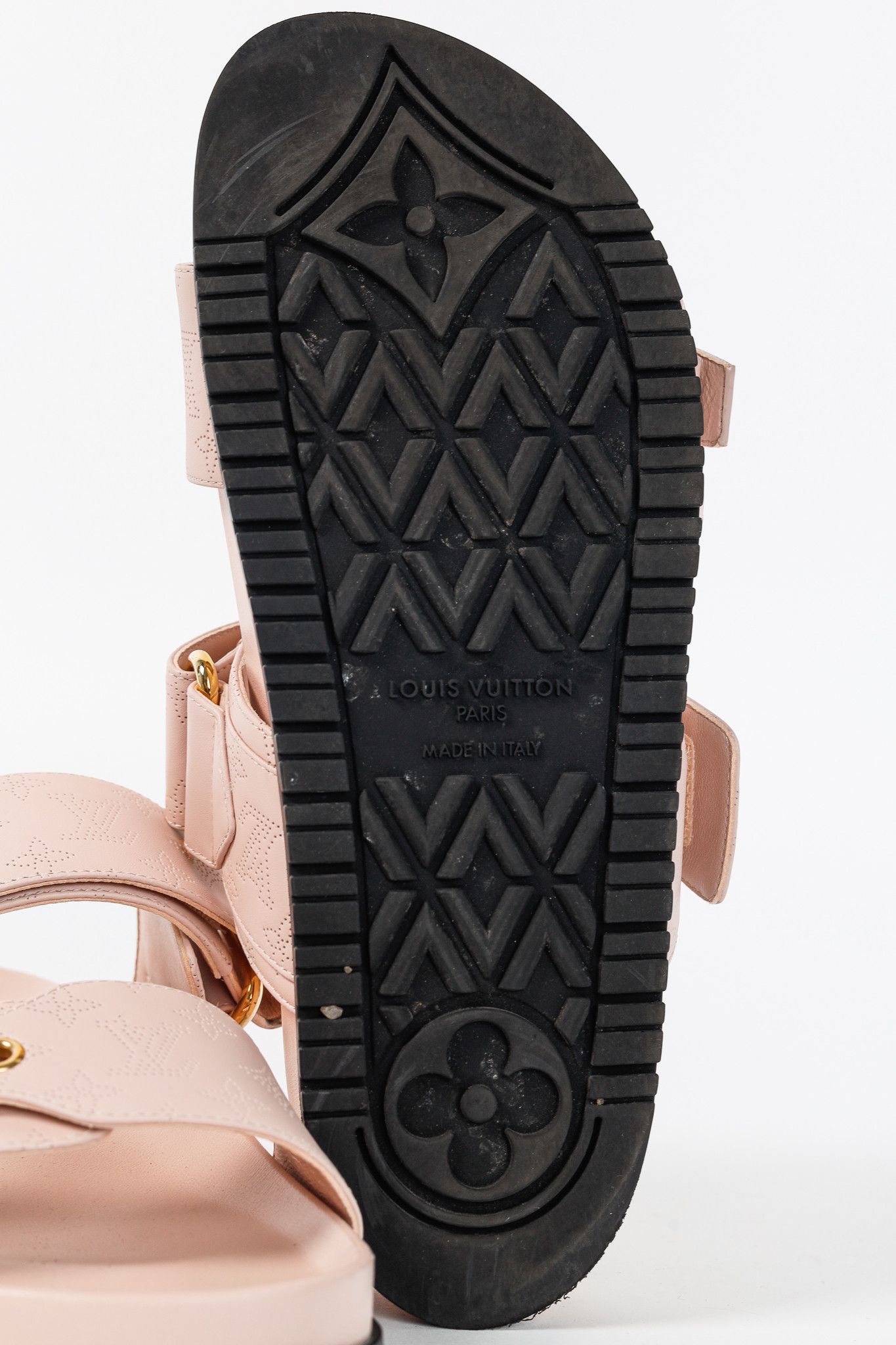 Louis Vuitton Louis Vuitton Bom Dia Light Pink Flat Comfort Sandal Mules Size US 4.5 / IT 34.5 - 6 Thumbnail