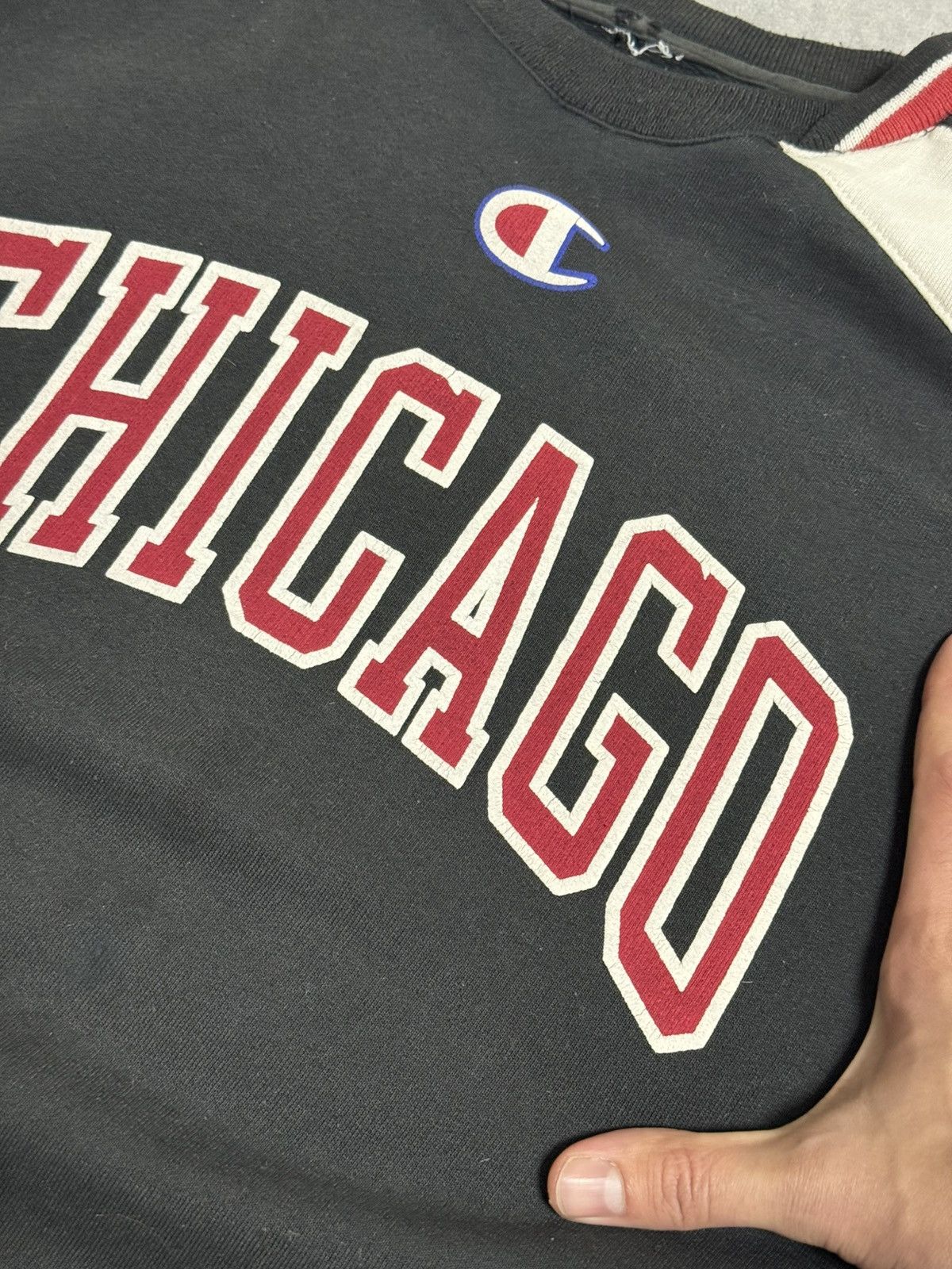 Champion Rare Vintage Chicago Bulls Champion NBA 90s Men’s Sweatshirt Size US L / EU 52-54 / 3 - 13 Thumbnail