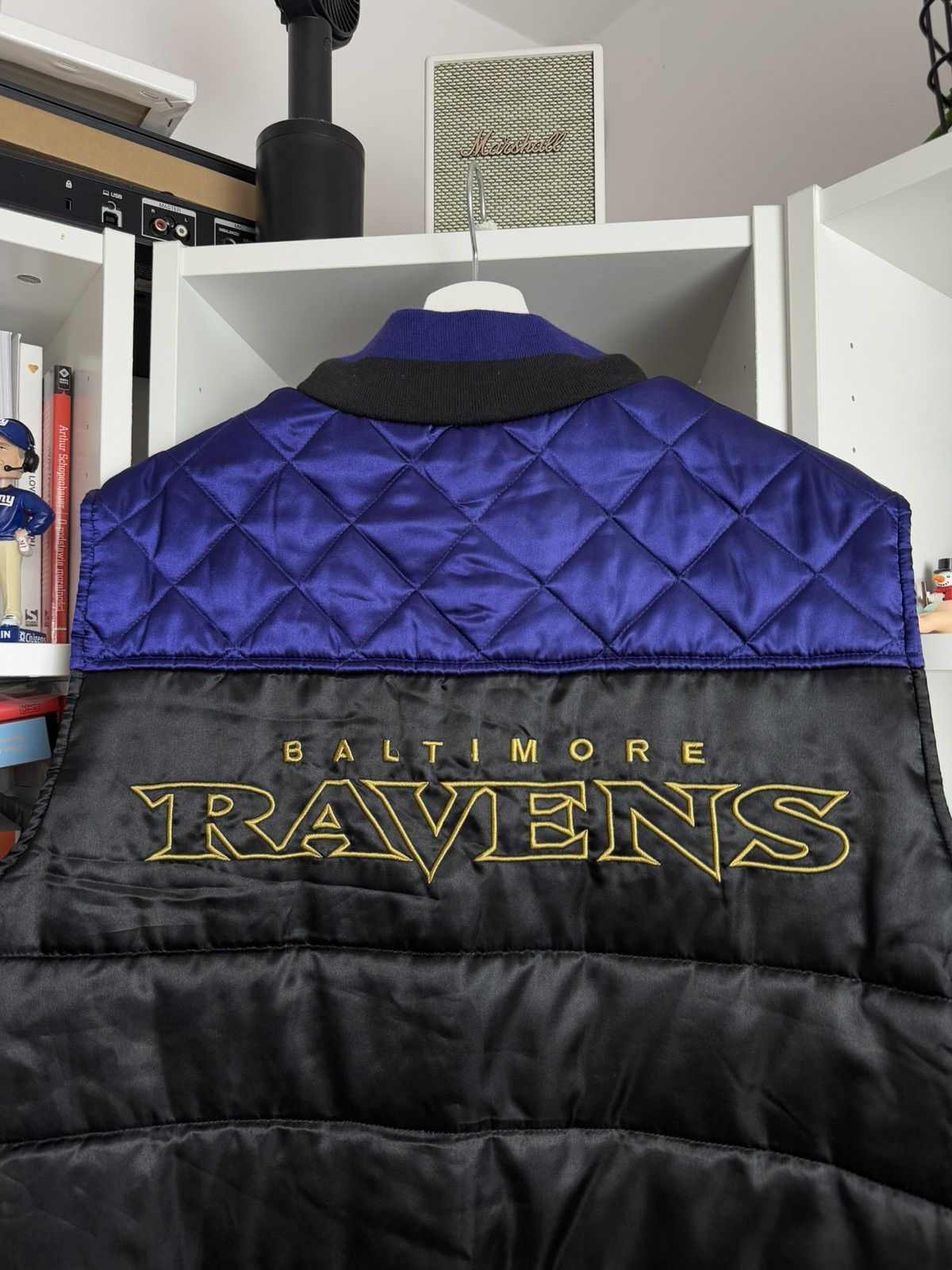 NFL × Vintage Vintage NFL Baltimore Ravens puffer vest L football usa 90s Size US L / EU 52-54 / 3 - 4 Thumbnail
