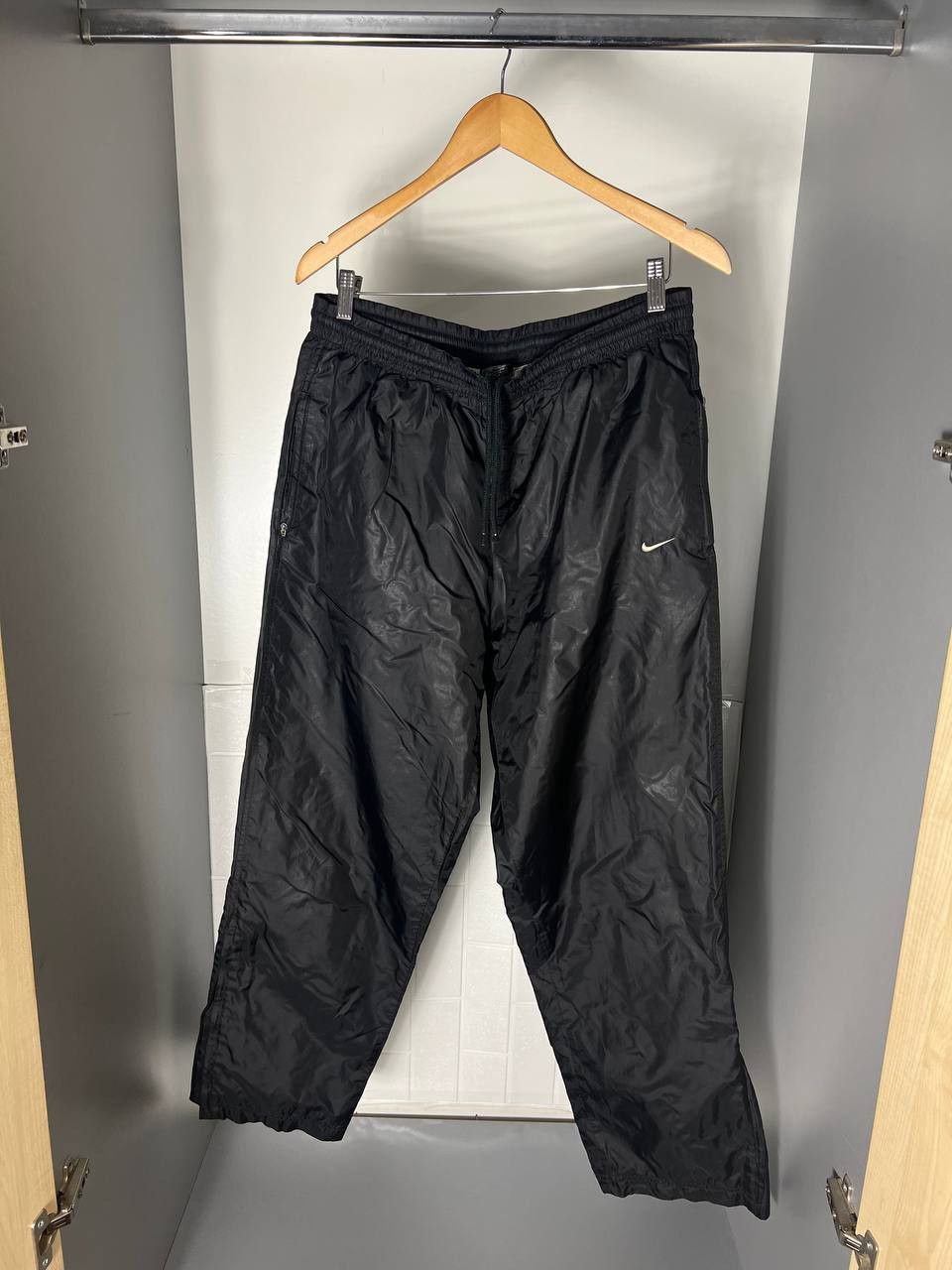 Nike VINTAGE NIKE NYLON RETRO SWEATPANTS DRILL SWOOSH Y2K 90s Size US 32 / EU 48 - 3 Thumbnail