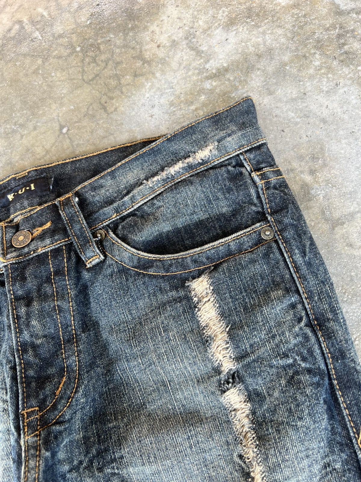 Japanese Brand K.U.I BONES DISTRESSED CLAW JEANS VERY RARE Size US 33 - 8 Thumbnail