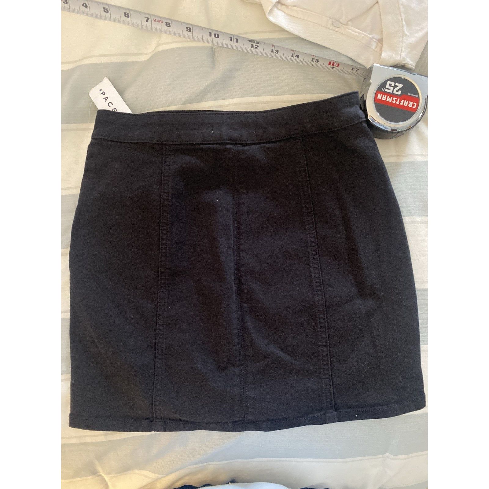 Pacsun Pacsun soft above knee blk snap skirt sz 25 NWT Size 25" / US 0 / IT 36 - 2 Thumbnail