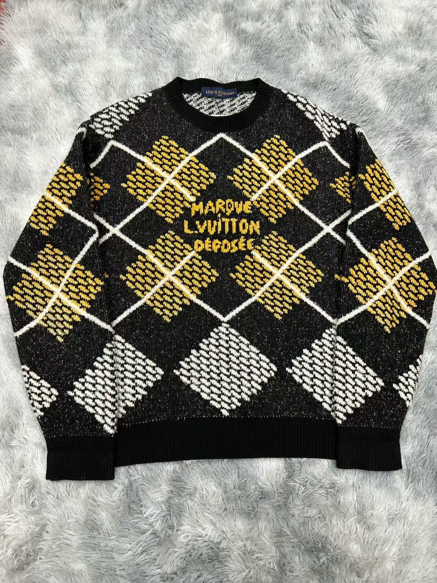 Louis Vuitton Louis Vuitton 25SS Diamond Knit Sweater Size US L / EU 52-54 / 3 - 1 Thumbnail