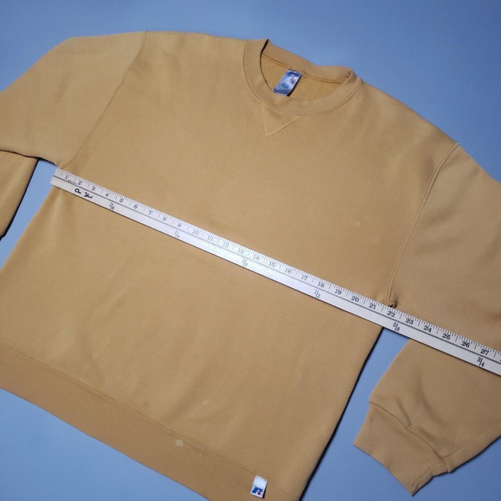 Russell Athletic Russel Athletic blank Mustard crewneck Mens Large Size US L / EU 52-54 / 3 - 7 Thumbnail