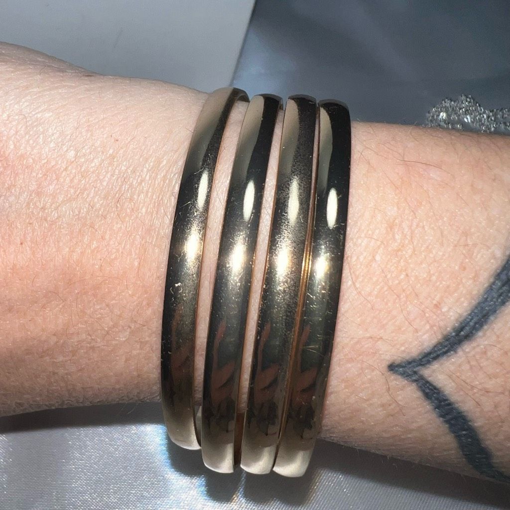 Other Set of 4 Gold Tone Thick Bangle Bracelets Size ONE SIZE - 3 Thumbnail