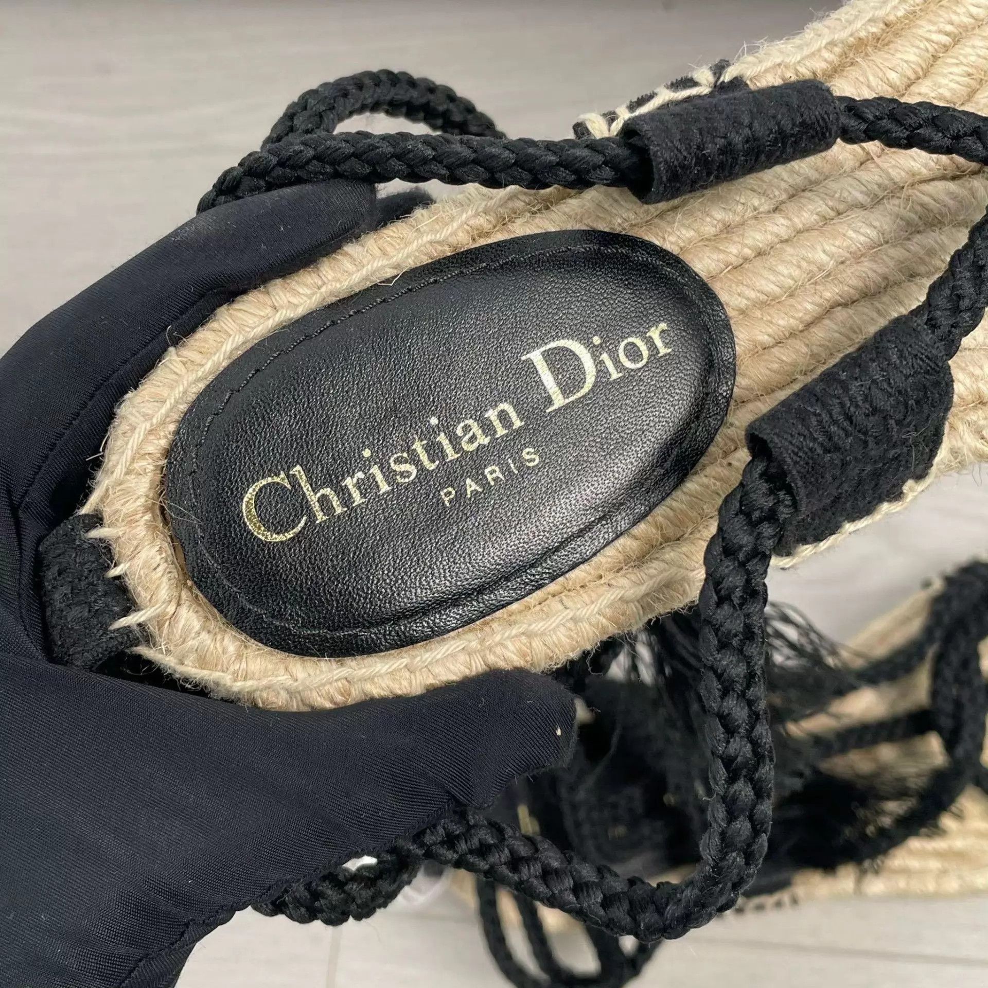 Dior Dior strappy woven black sandals 39 9/10 Size US 8.5 / IT 38.5 - 8 Thumbnail
