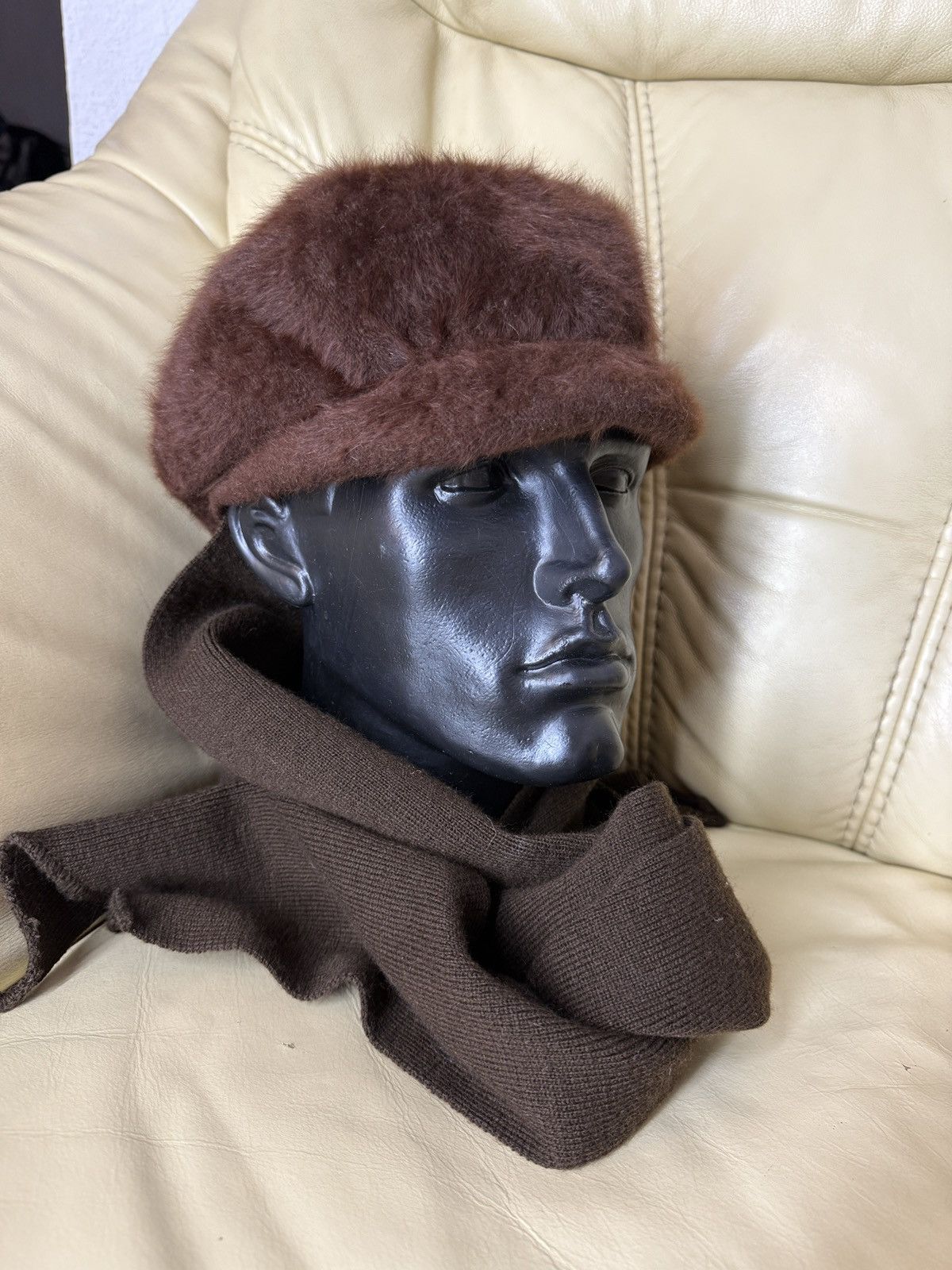 Kangol Vintage Brown Kangol Fur Hat With Scarf Size ONE SIZE - 1 Thumbnail