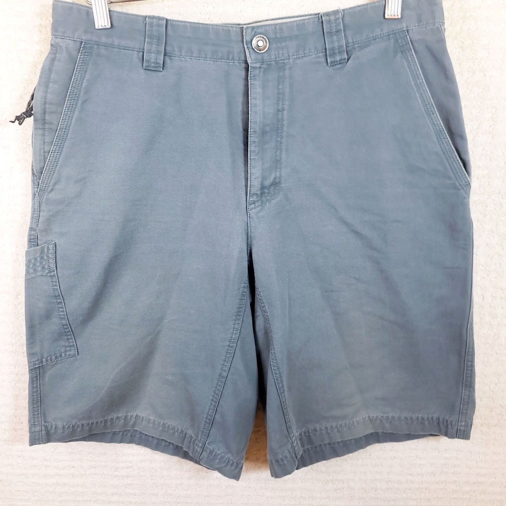 Vintage Columbia Cargo Shorts Mens 34x11 Sage Green Canvas Utility Hiking Size US 34 / EU 50 - 2 Thumbnail