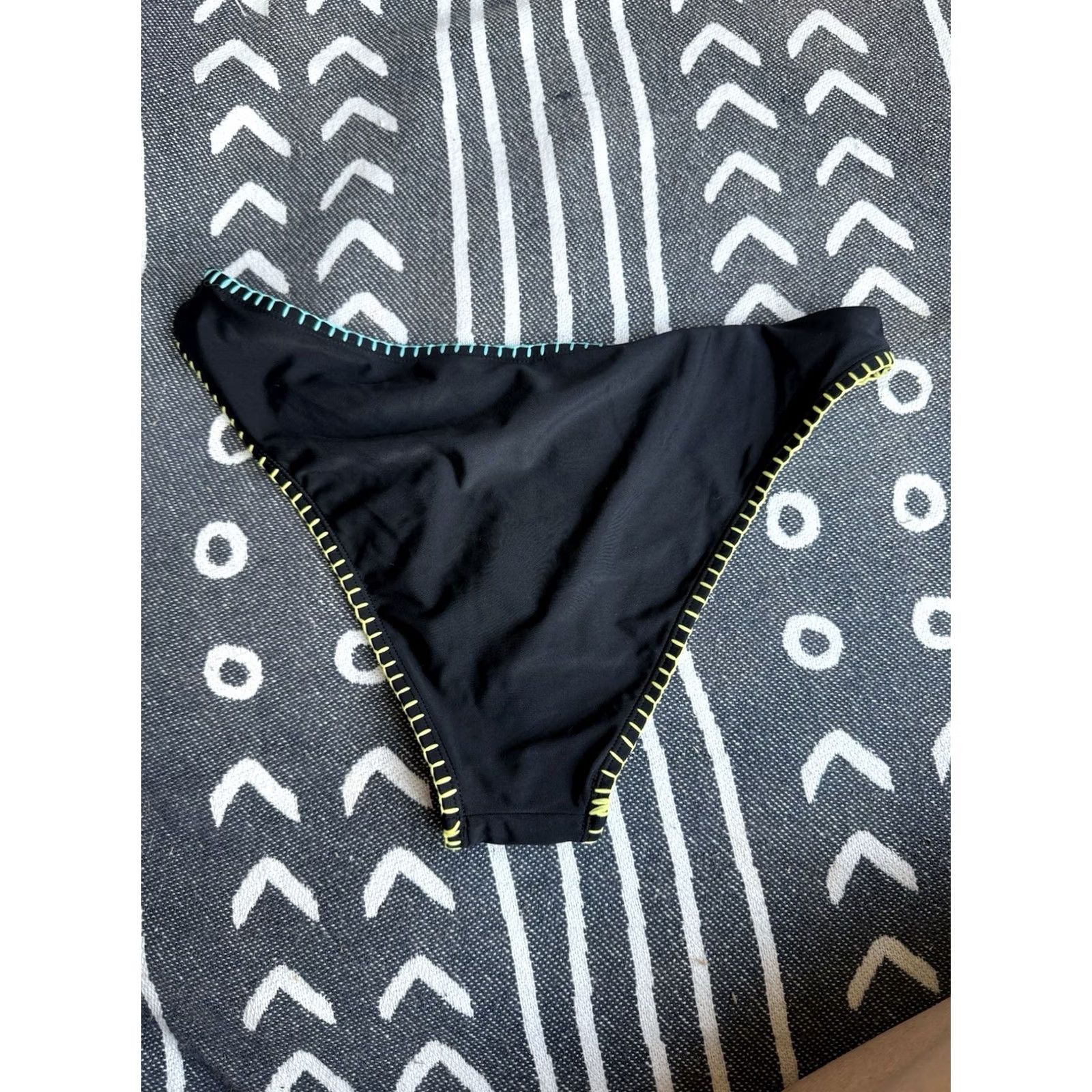 Vintage Cupshe Black Bikini Bottom M Women Size 32" / US 10 / IT 46 - 3 Thumbnail