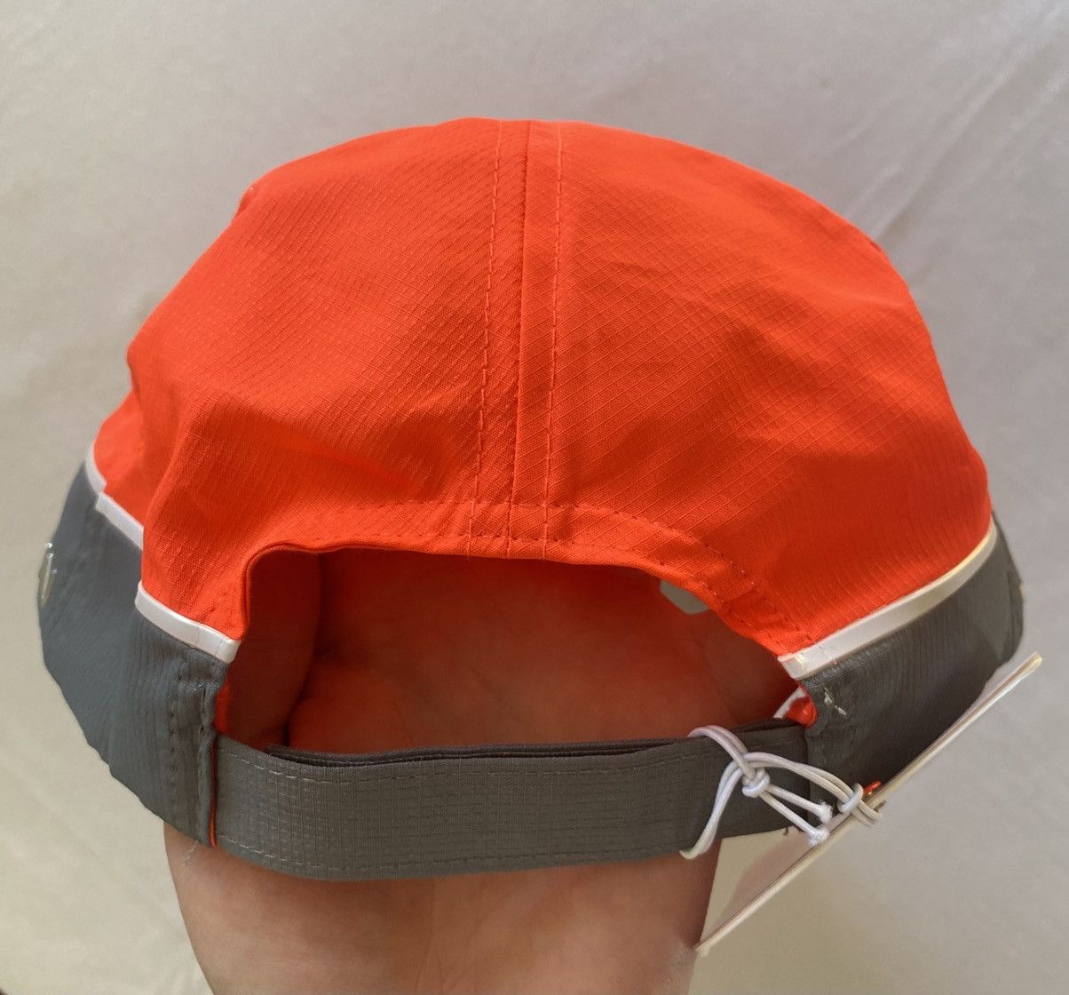 Mercedes-Benz NWT Vodafone Mclaren Mercedes Racing F1 Jenson Cap Hat Size ONE SIZE - 7 Thumbnail