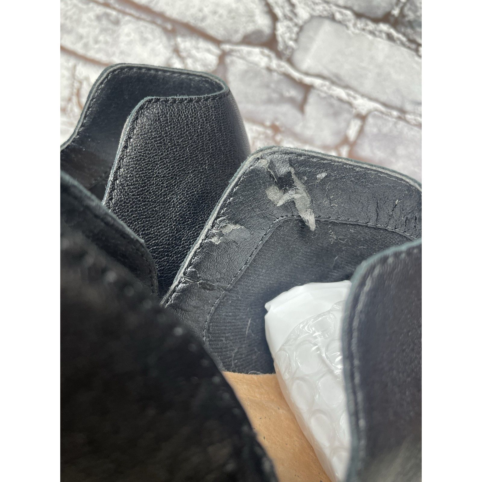 Frye Frye and Co. Rubie Black Leather Slip On V Cut Out Sides Hee Size US 7.5 / IT 37.5 - 11 Thumbnail