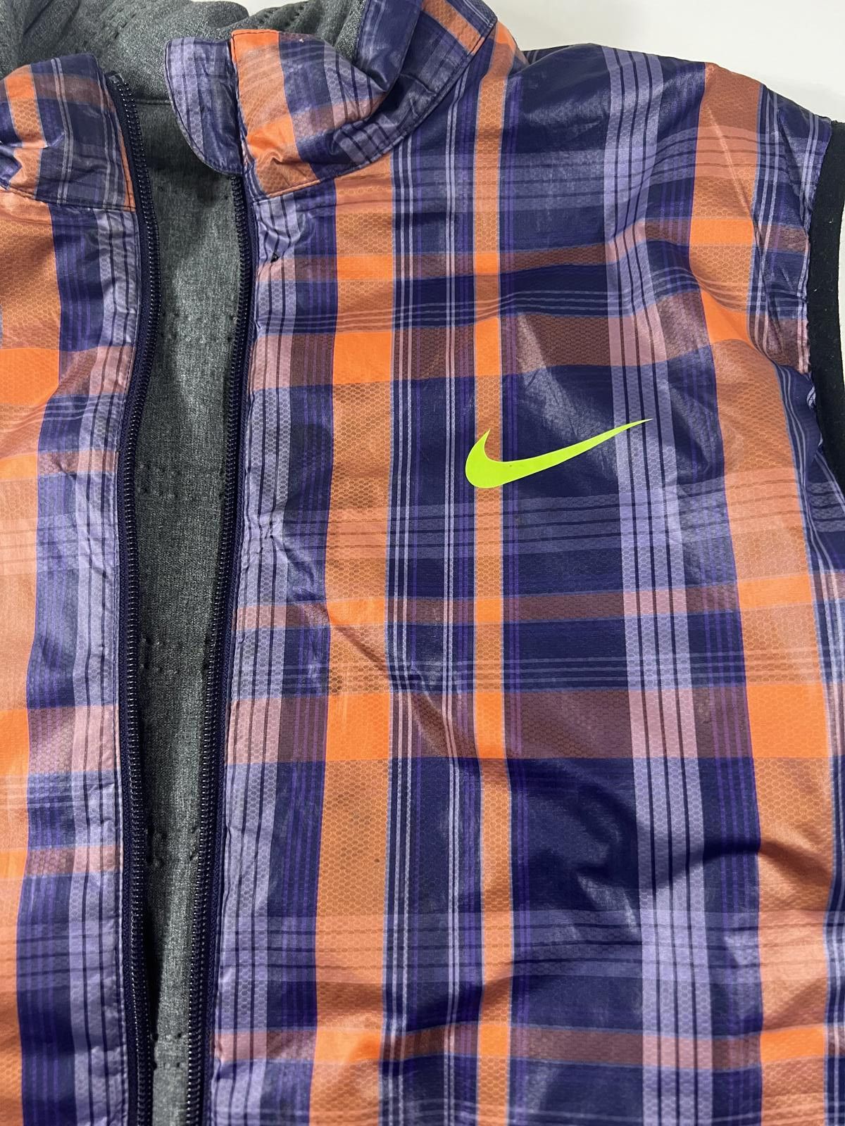 Nike Nike Men's Plaid Puffer Vest reversible Size US L / EU 52-54 / 3 - 2 Thumbnail