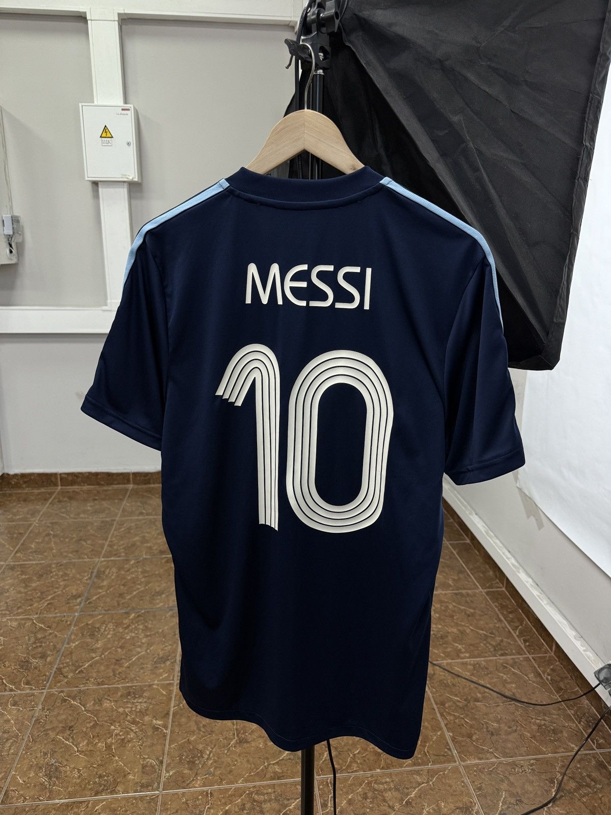 Adidas 🇦🇷 2022 Adidas Messi #10 Argentina Training Football Jersey Size US L / EU 52-54 / 3 - 1 Thumbnail