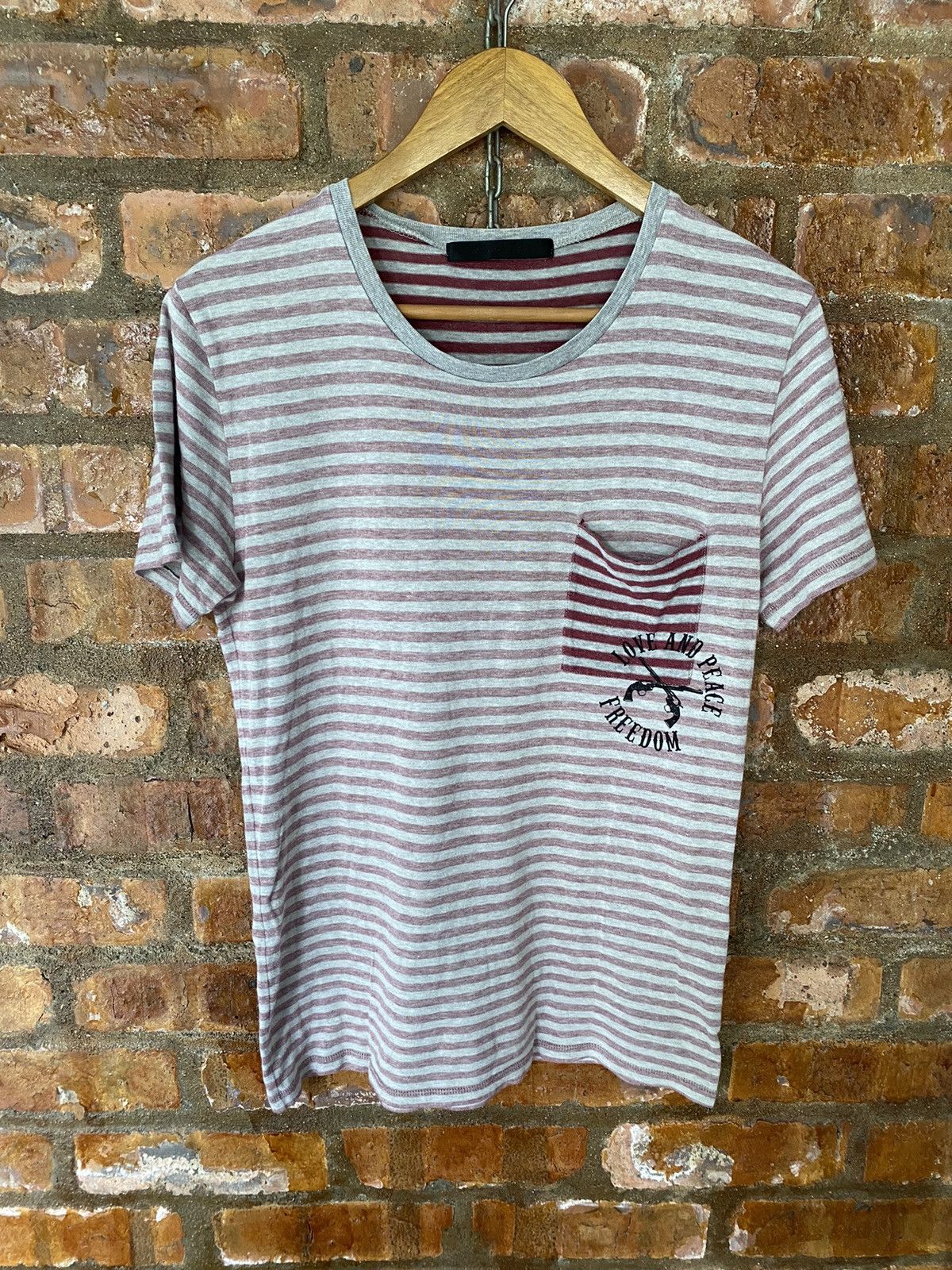 Japanese Brand × Le Grande Bleu (L.G.B.) × Roar Vtg ROAR stripe Love and Peace cross gun tee Size US M / EU 48-50 / 2 - 2 Thumbnail