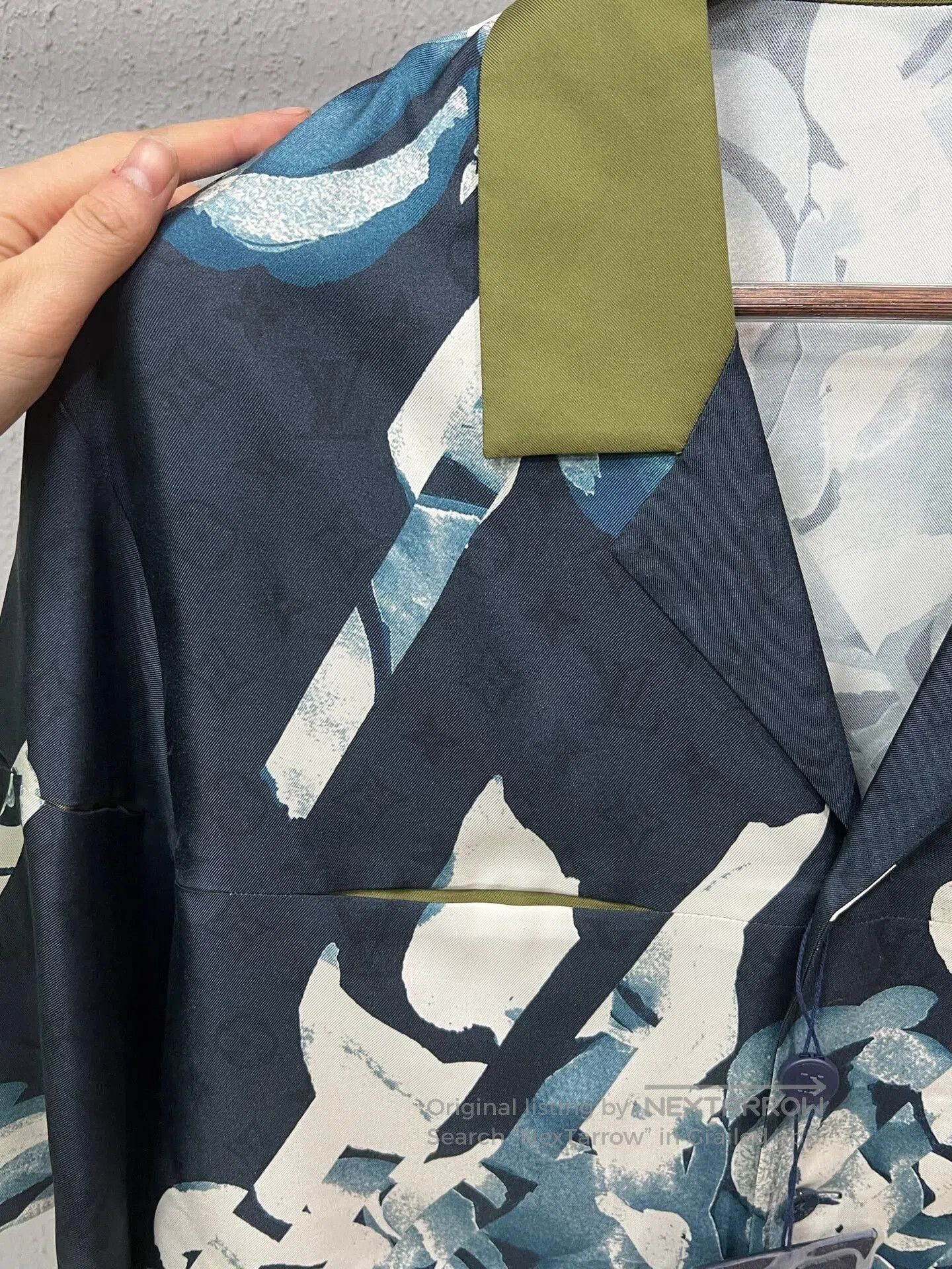 Louis Vuitton Louis Vuitton Navy Blue Floral Short Sleeve Shirt. Size US M / EU 48-50 / 2 - 3 Thumbnail