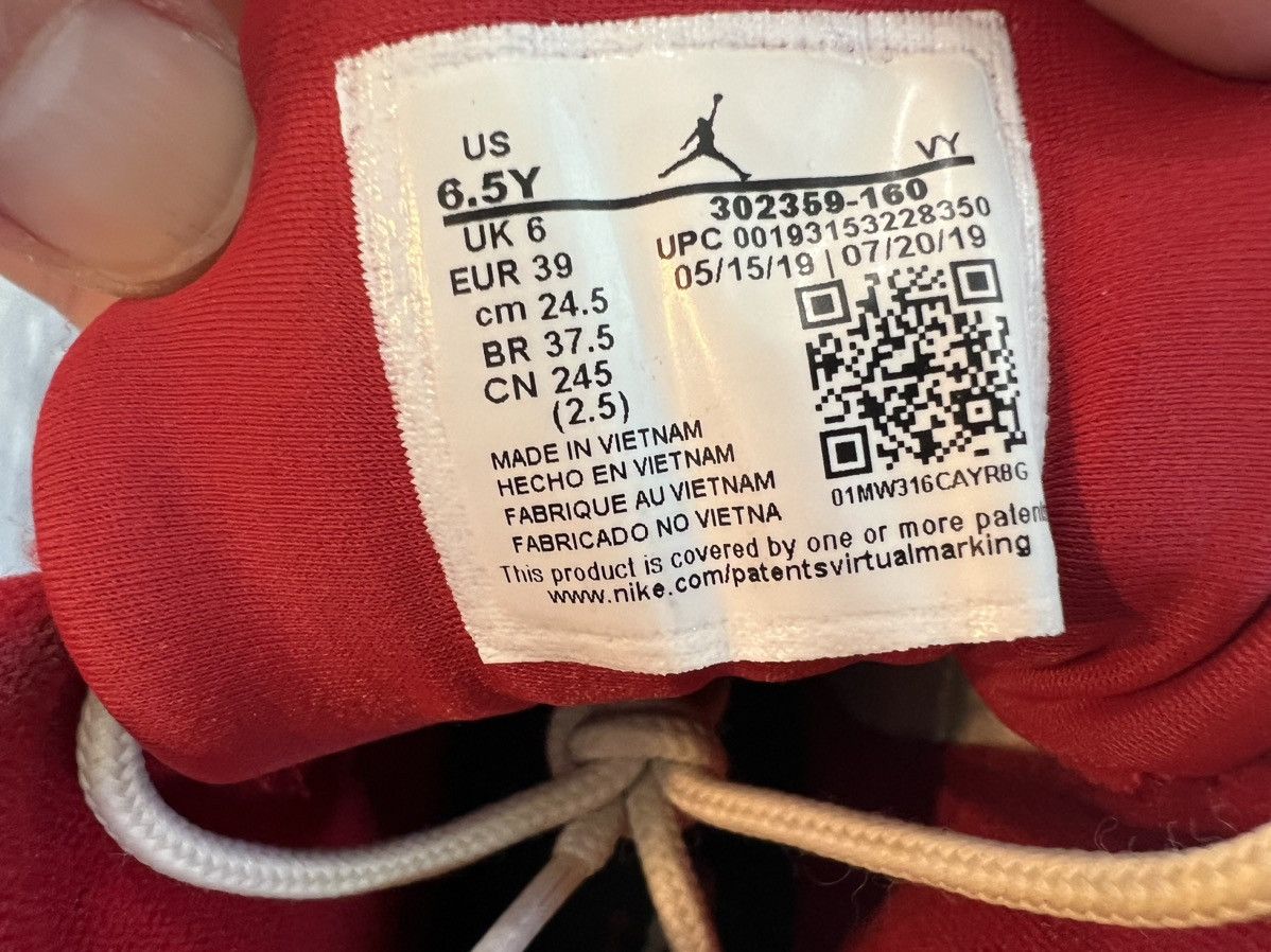 Jordan Brand × Nike Jordan 9 Retro Gym Red Size 6.5y Size US 6.5 / EU 39-40 - 8 Thumbnail