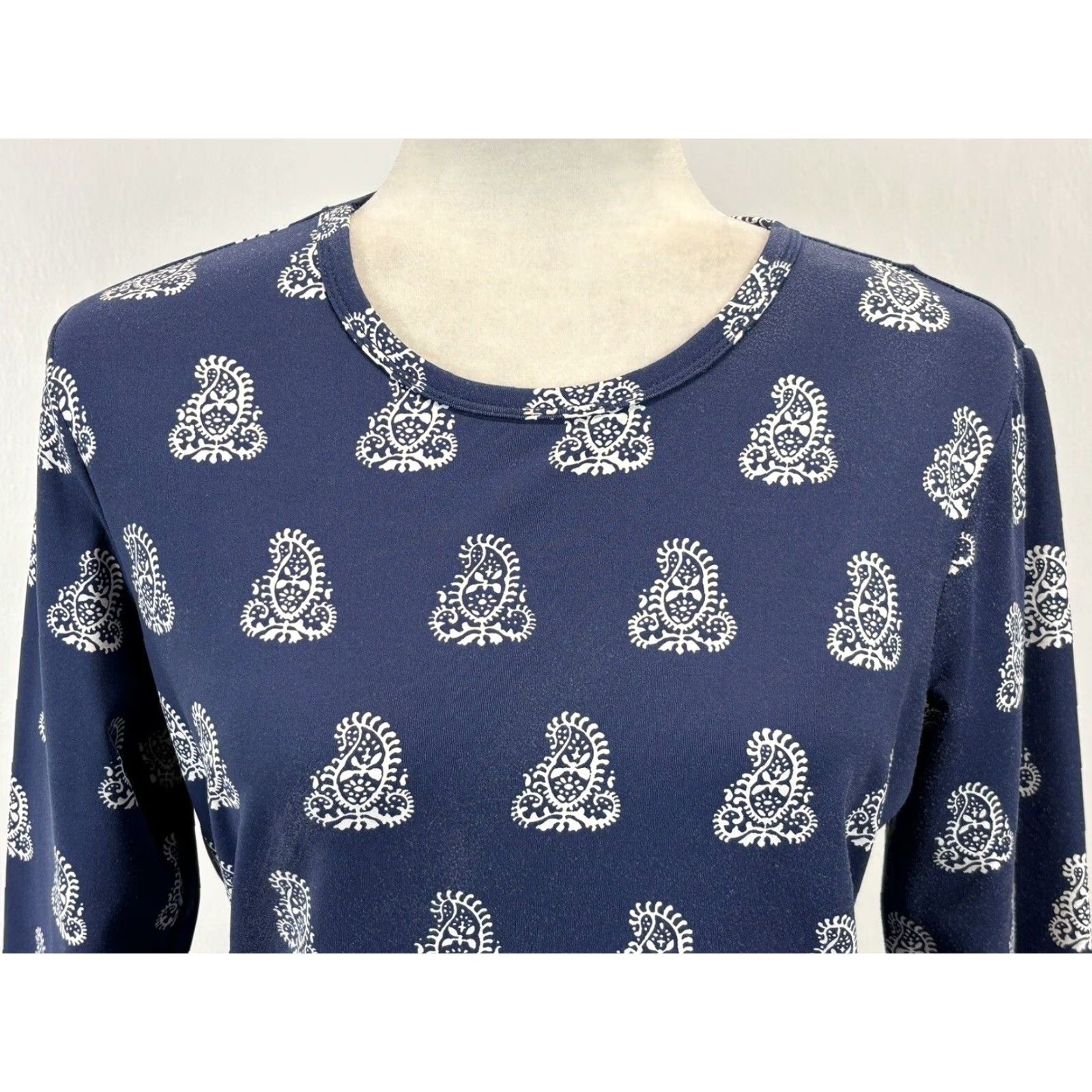 J.McLaughlin J. McLaughlin Women's Paisley Catalina Cloth Shirt Medium Navy Blue Casual Size M / US 6-8 / IT 42-44 - 5 Thumbnail