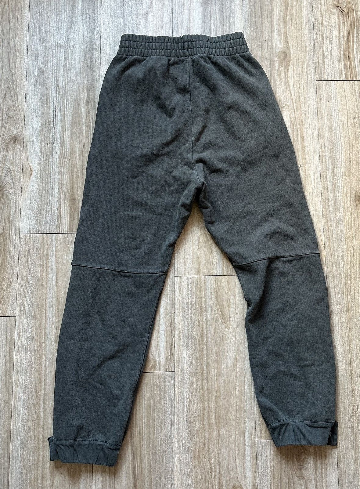 Yeezy Yeezy SZN 1 Forest Sweatpants Size US 30 / EU 46 - 2 Thumbnail
