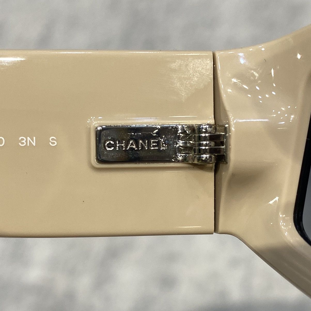 Chanel CHANEL 0CH6057 C534S6 Size ONE SIZE - 7 Thumbnail