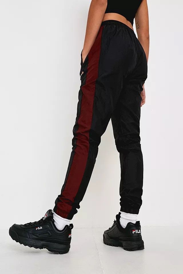 Ellesse Ellesse Womens Black Burgundy Nylon Track Pants Pockets Logo Size 27" / US 4 / IT 40 - 2 Thumbnail