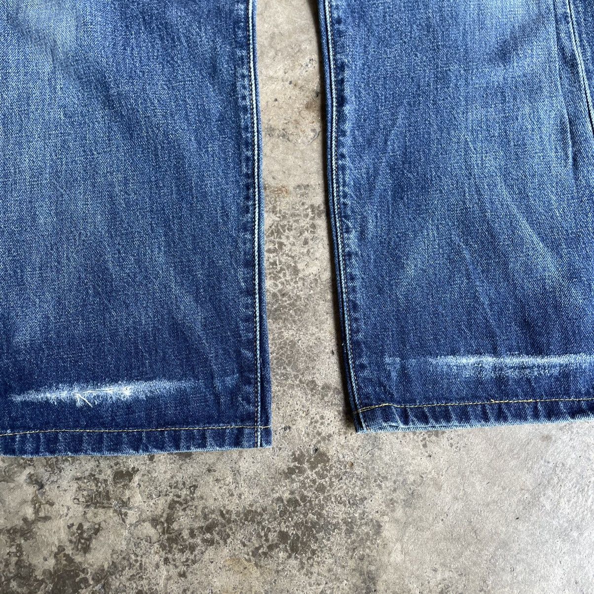 Levi's Vintage Clothing 🔥Vintage Levis 501 Stoned Washed Ripped Distress Denim Jeans Size US 33 - 7 Thumbnail