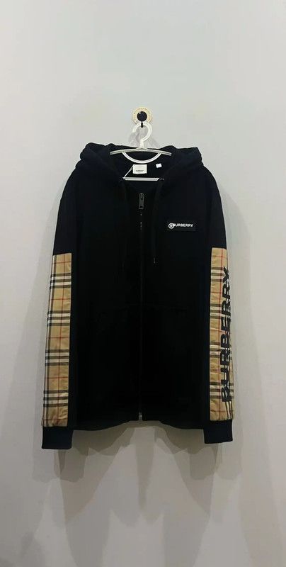 Burberry Burberry Black Zip-Up Hoodie with Check Sleeves Size US S / EU 44-46 / 1 - 1 Thumbnail