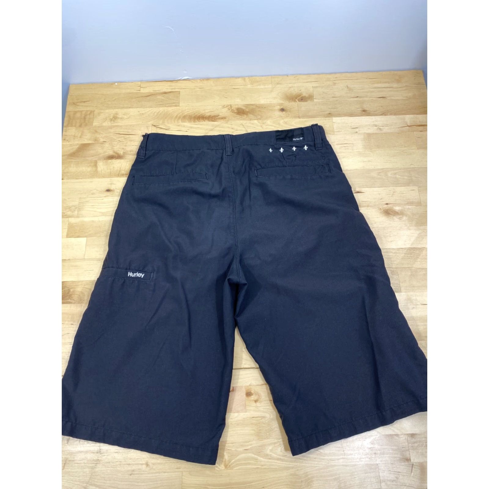 Hurley Hurley Flat Front Short Sport Casual 30 Black Men 30 Inseam 9in Belted Adjustable Pockets 80s 90s Size US 30 / EU 46 - 2 Thumbnail