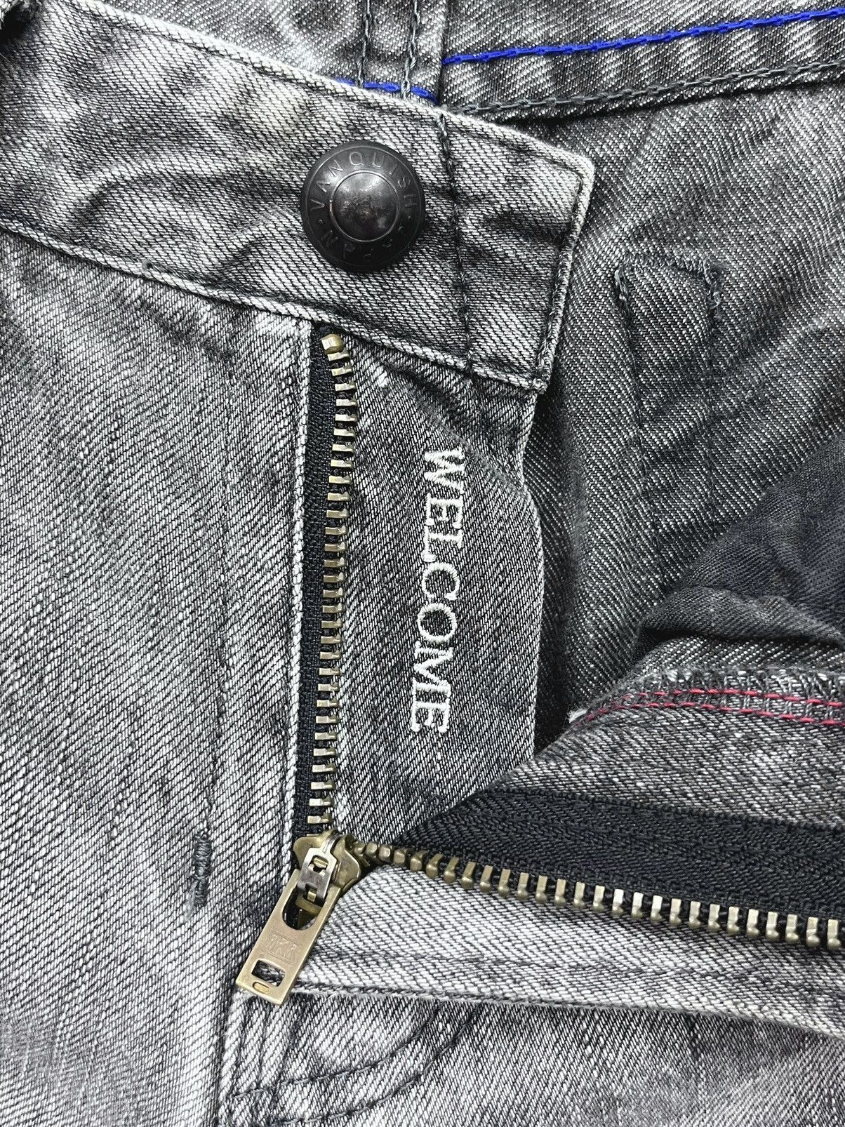 Vanquish FYE🔥VANQUISH Mudmax Off-Black Lightning Whisker Distressed Size US 29 - 9 Thumbnail