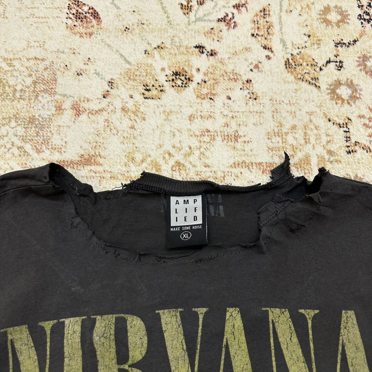 Nirvana × Vintage Vintage Nirvana T-shirts Big Logo Crazy Fit Trashed Y2K 00s Size US M / EU 48-50 / 2 - 7 Thumbnail