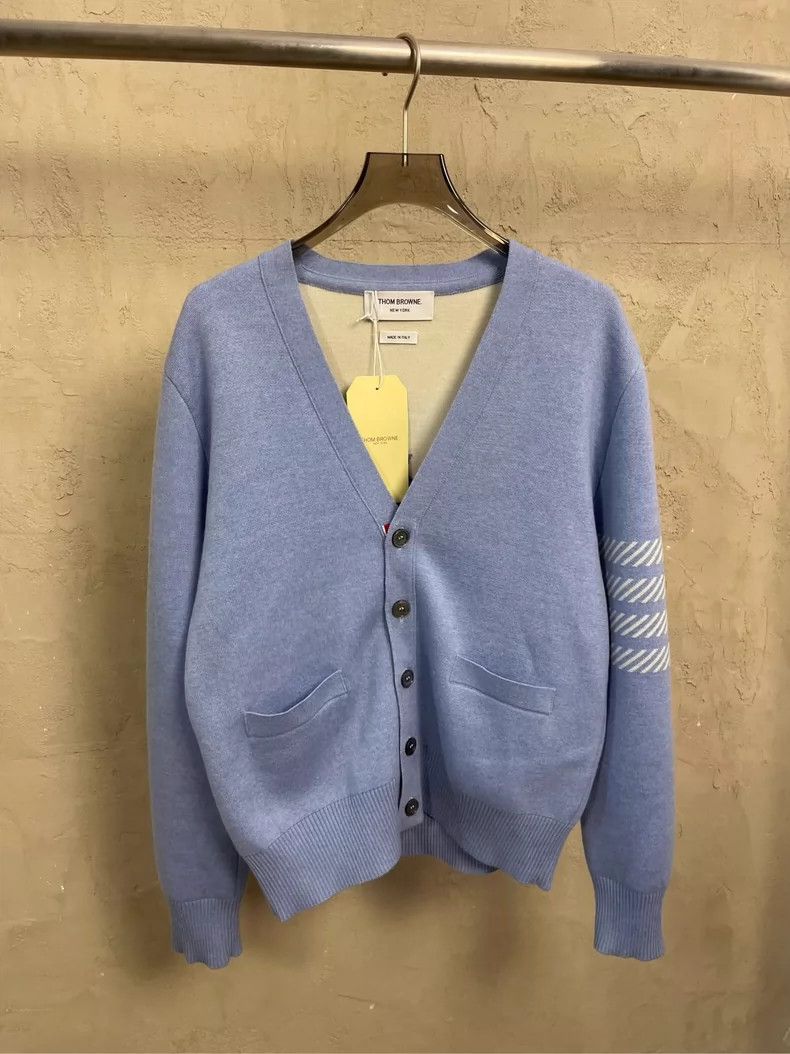 Thom Browne Thom Browne size1 Dolphin wool sweater with blue background Size US S / EU 44-46 / 1 - 1 Thumbnail