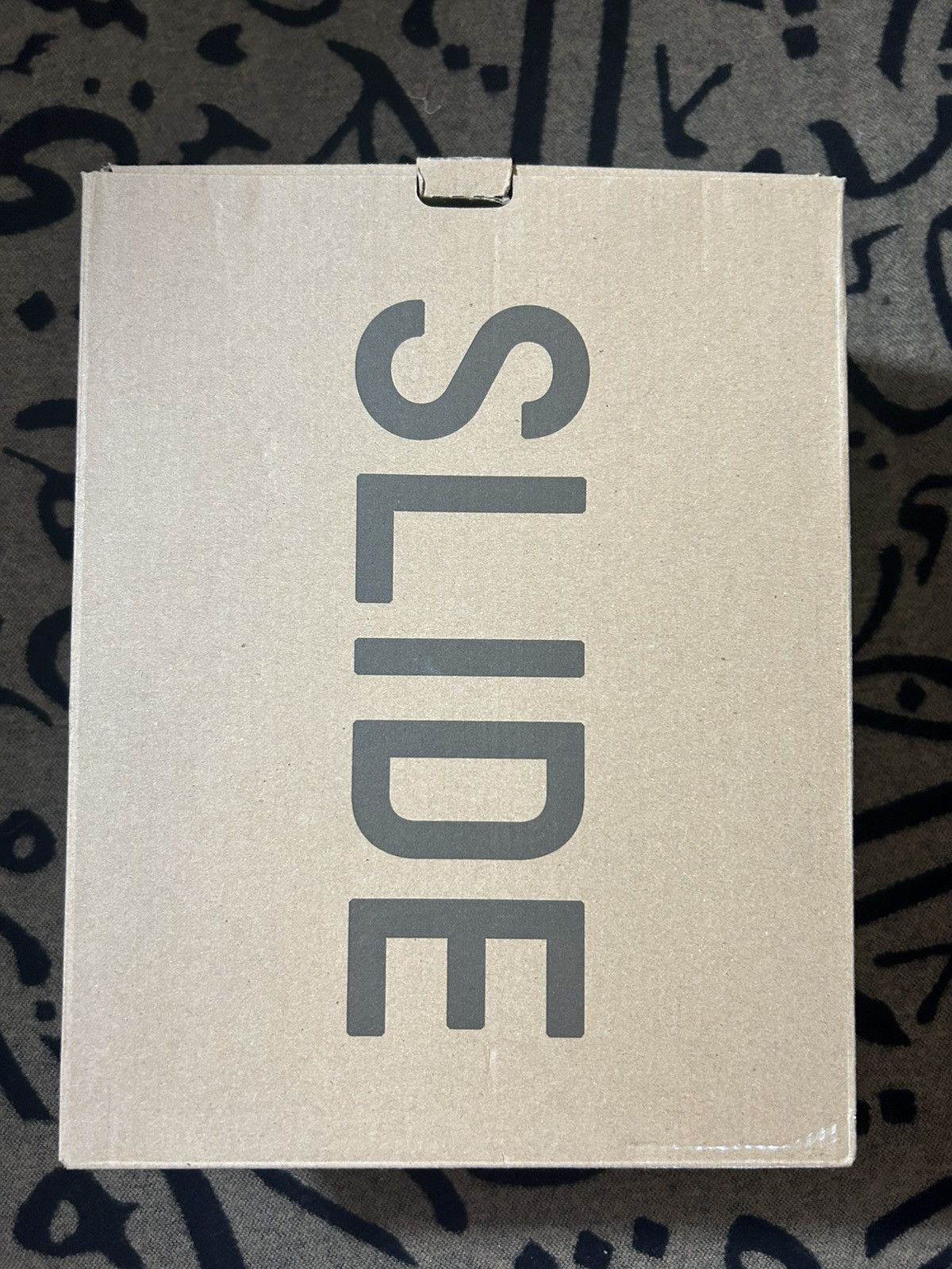 Adidas × Kanye West Adidas Yeezy Slide Glow Green Size US 10 / EU 43 - 11 Thumbnail
