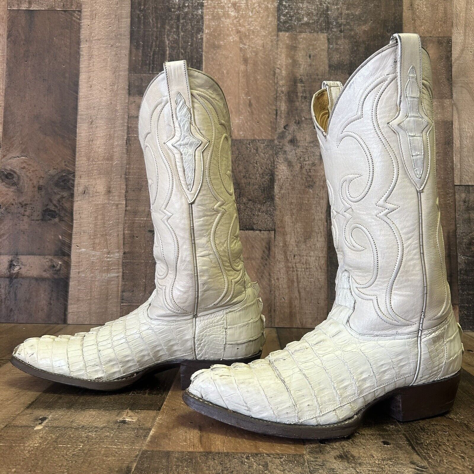image of Los Altos Boots Los Altos Vintage Caiman Tail Cowboy Boots Mens 8 in Beige