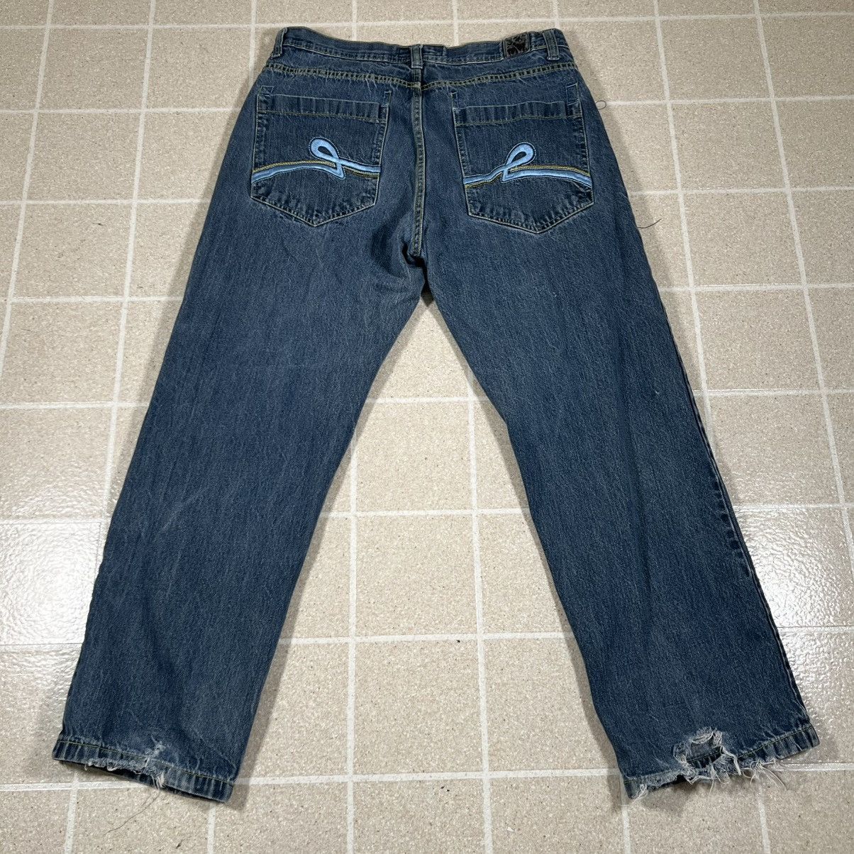 Other Vintage Y2K Embroidered Blue Denim Jeans Baggy Men’s Size 34 Size US 34 / EU 50 - 1 Thumbnail