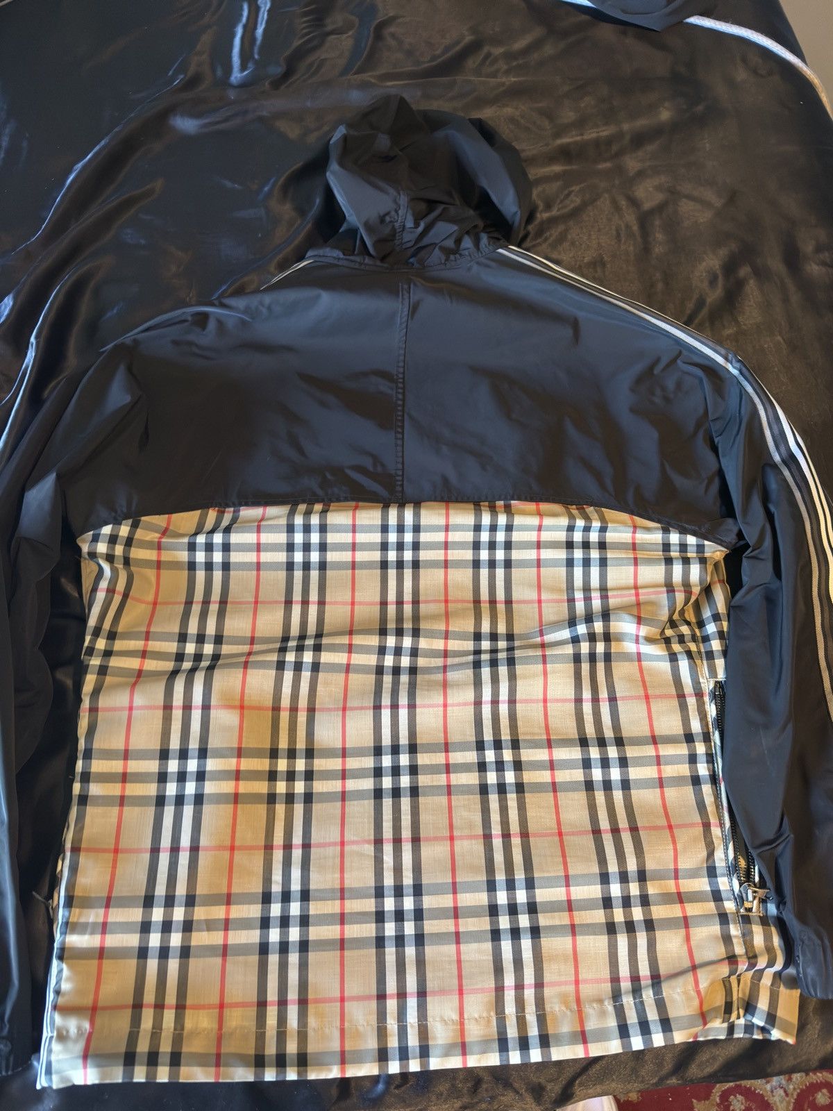 Burberry Burberry check windbreaker jacket Size US M / EU 48-50 / 2 - 3 Thumbnail