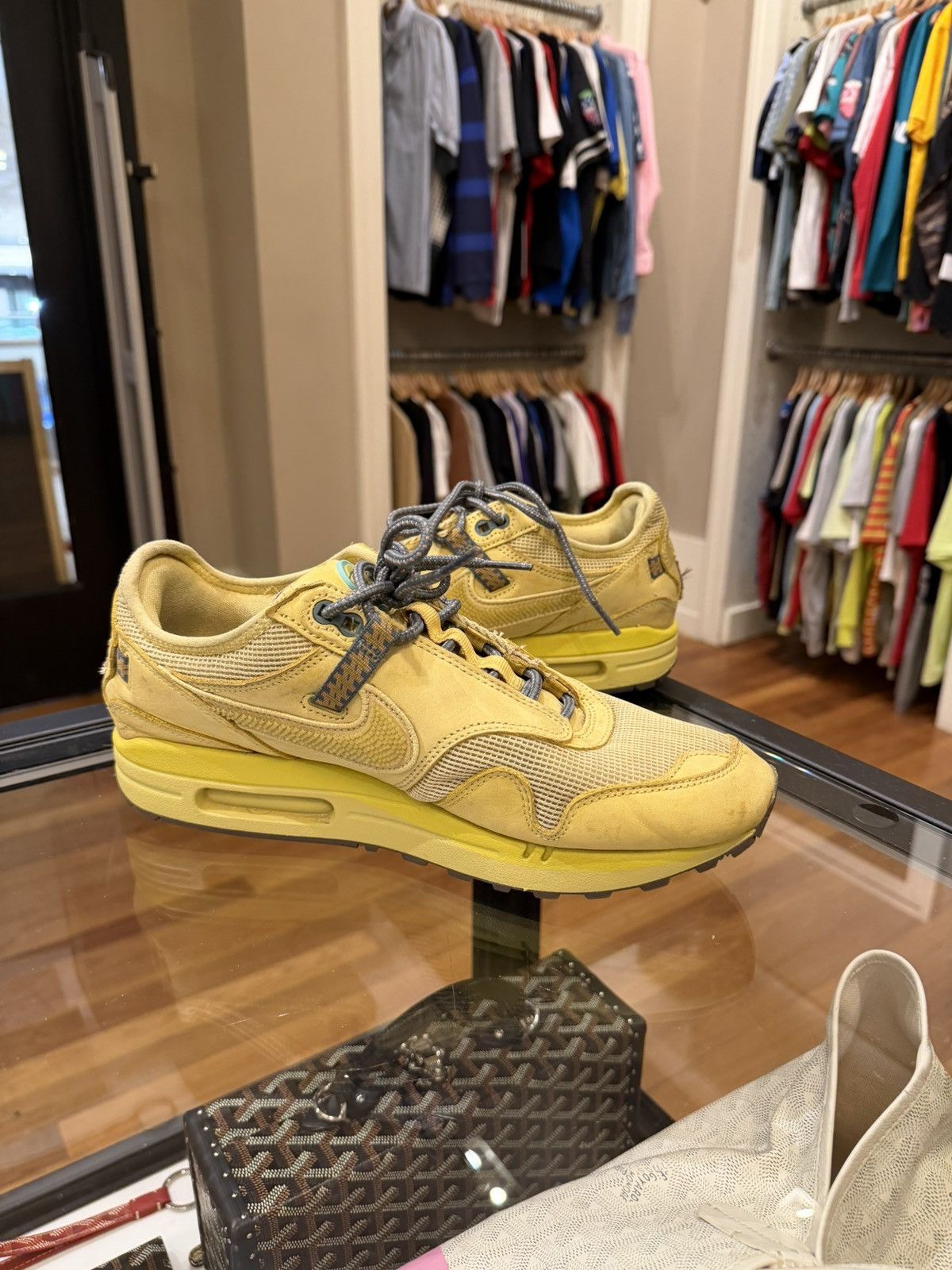 Nike × Travis Scott Travis Scott x Nike Air Max 1 - saturn Gold Size US 10 / EU 43 - 4 Thumbnail