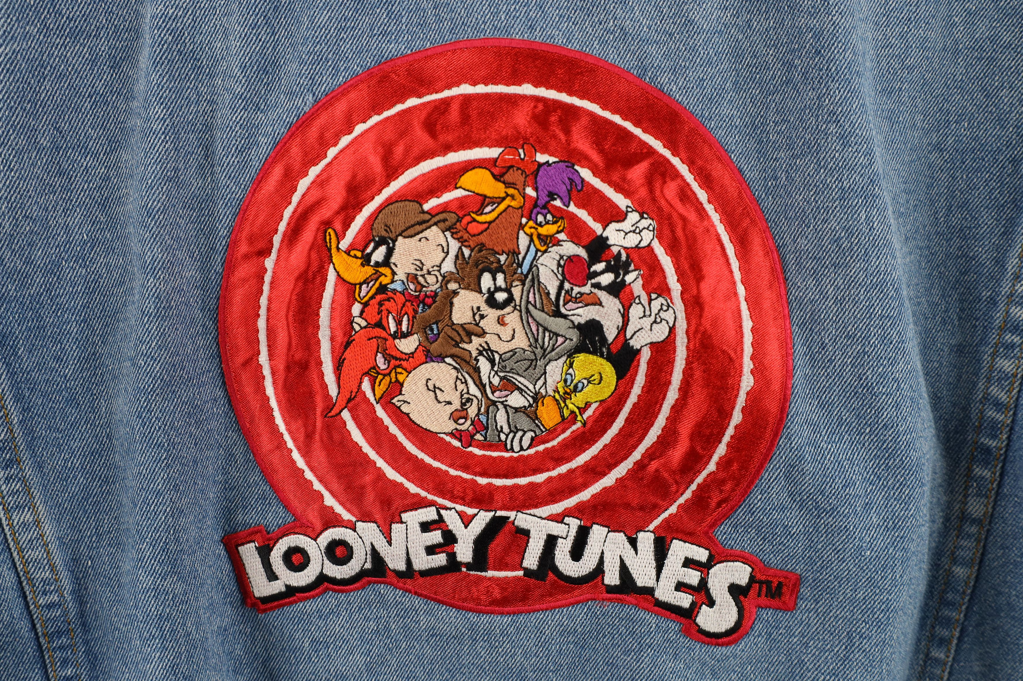 Vintage Vintage 90s Looney Tunes Tweety Bird Denim Trucker Jacket Size L / US 10 / IT 46 - 11 Thumbnail