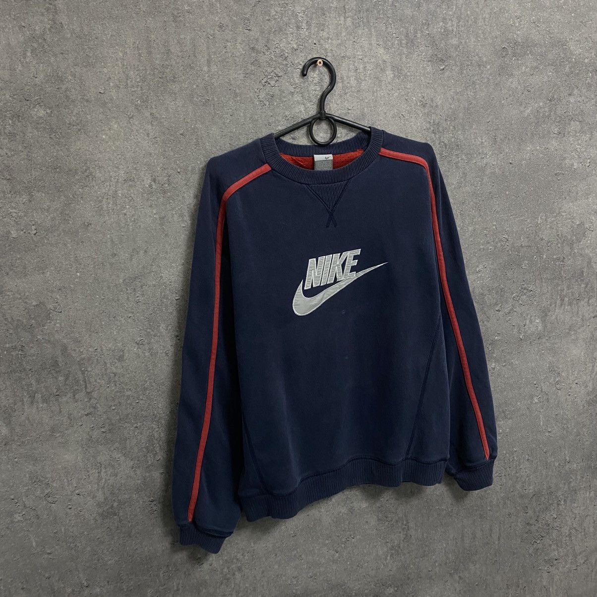 Nike Vintage Nike Sweatshirt Big Logo Y2K Streetwear Size US S / EU 44-46 / 1 - 3 Thumbnail