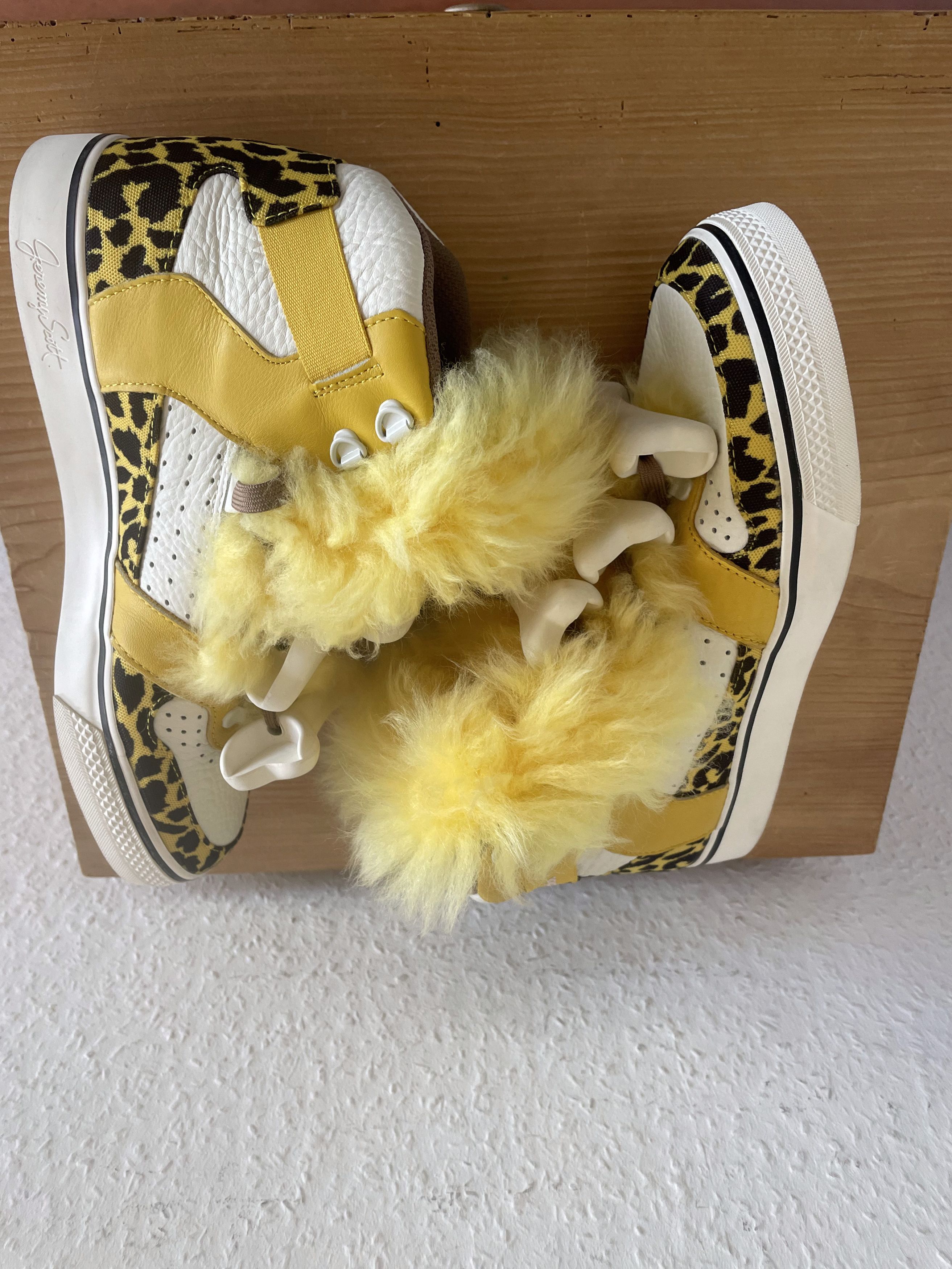 Adidas × Jeremy Scott JS Bones Fur Sneakers Size US 7.5 / EU 40-41 - 14 Thumbnail