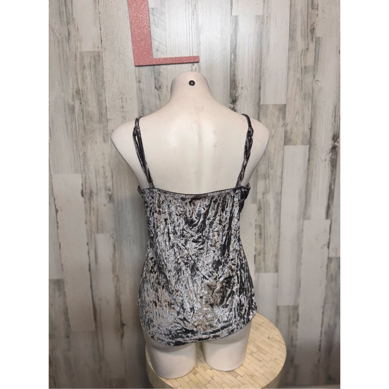 Other No Boundaries Silver Crushed Velvet Lace Trim Cami Tank Top Size L / US 10 / IT 46 - 3 Thumbnail